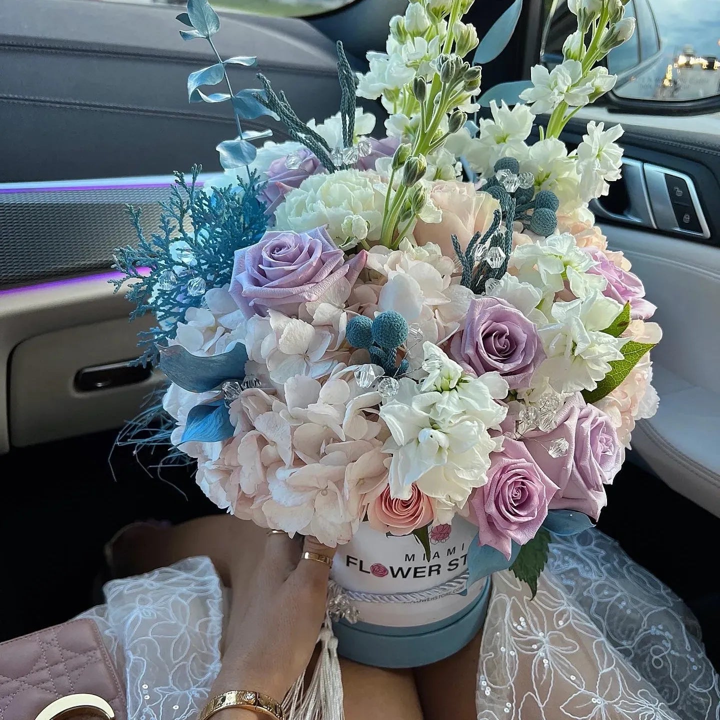 "Ocean & Shells" Rose, Hydrangea, & Stock Luxury Flower Bouquet In A Box - Miami Flower Store Same-Day Delivery Fort Lauderdale Brickell Aventura Las Olas Hallendale Beach Hollywood Sunny Isles