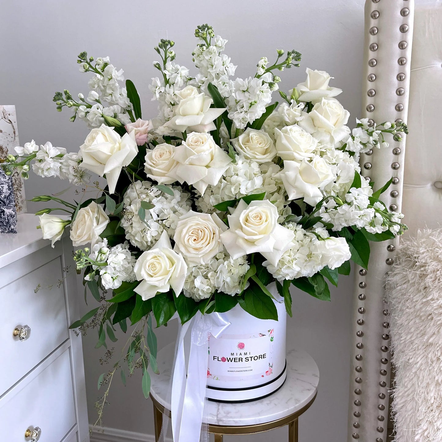 White Rose, Callas, Ranunculus, & Stock Flower Bouquet In A Box - Miami Flower Store Same-Day Delivery Fort Lauderdale Brickell Aventura Las Olas Hallendale Beach Hollywood Sunny Isles