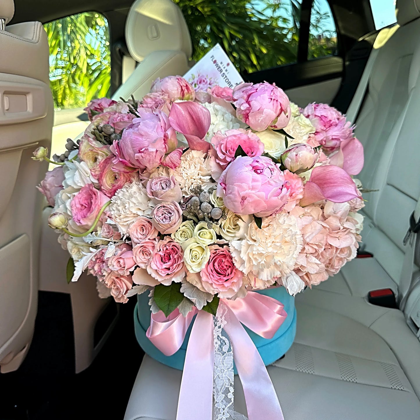 Peony Flower Bouquet In A Tiffany Blue Box - Miami Flower Store Same-Day Delivery Fort Lauderdale Brickell Aventura Las Olas Hallendale Beach Hollywood Sunny Isles