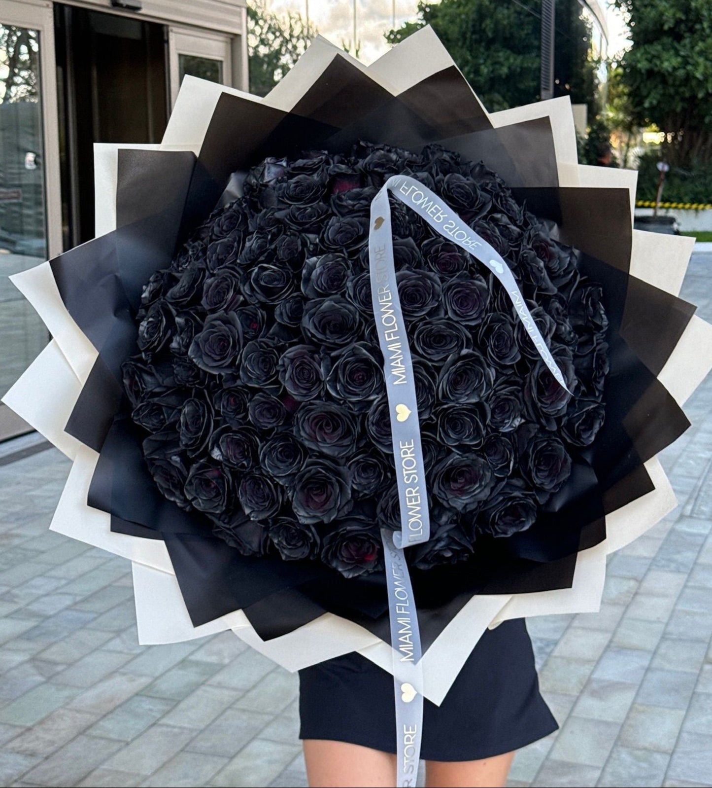 Black Rose Flower Bouquet - Miami Flower Store Same-Day Delivery Fort Lauderdale Brickell Aventura Las Olas Hallendale Beach Hollywood Sunny Isles