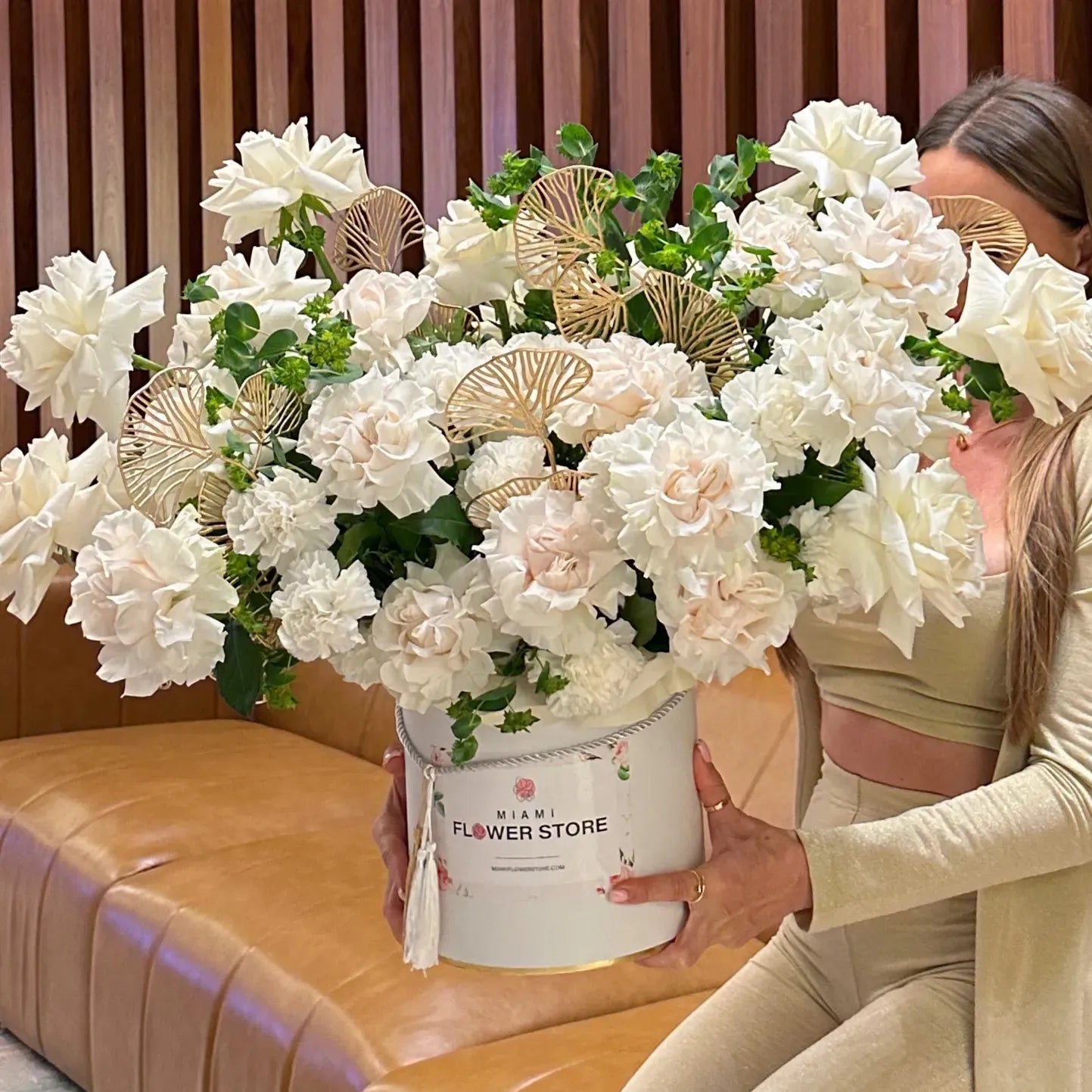 White French Roses & Golden Leaves Flower Bouquet In A Box - Miami Flower Store Same-Day Delivery Fort Lauderdale Brickell Aventura Las Olas Hallendale Beach Hollywood Sunny Isles