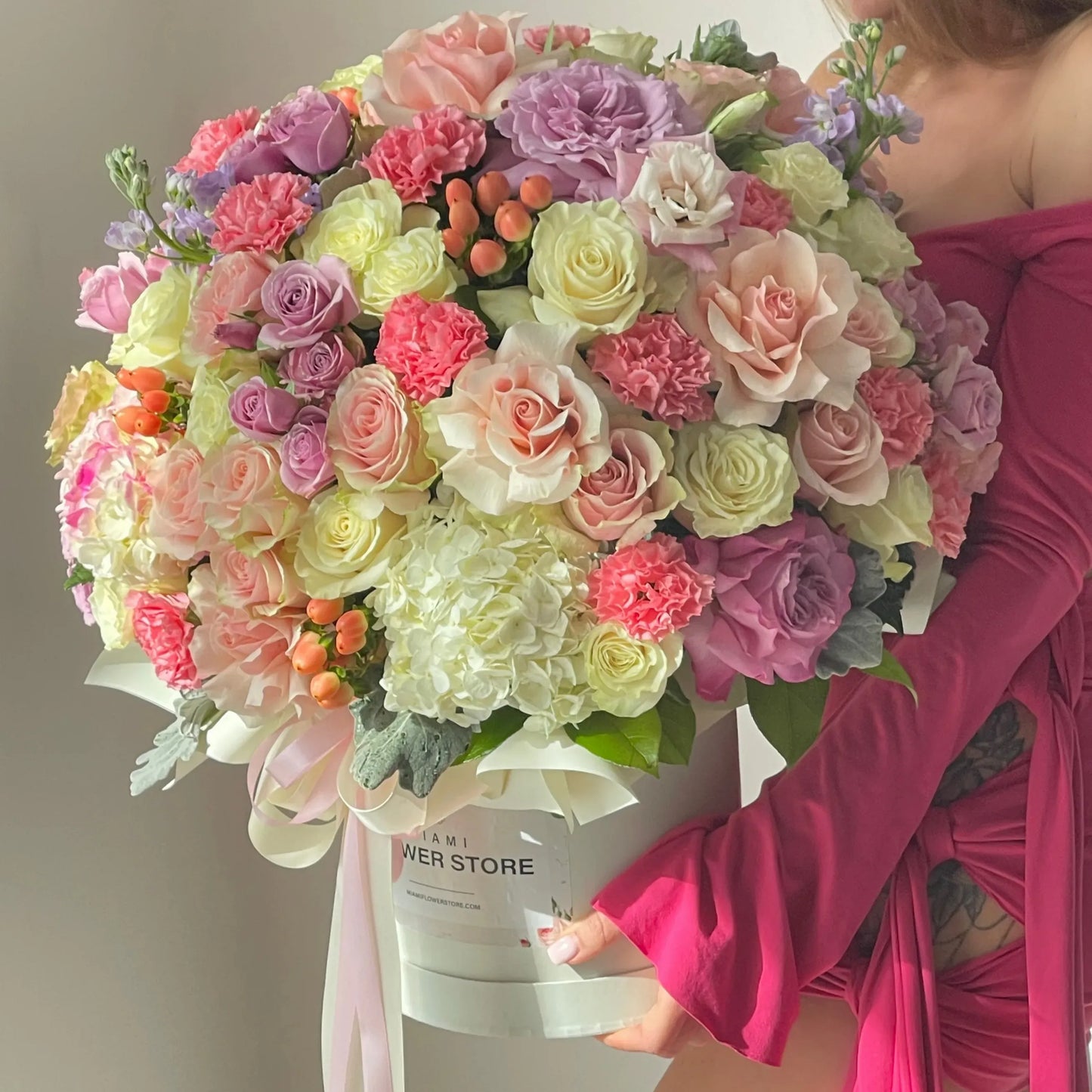 Classic & Spray Roses, Hydrangea, & More Flower Bouquet In A Box - Miami Flower Store Same-Day Delivery Fort Lauderdale Brickell Aventura Las Olas Hallendale Beach Hollywood Sunny Isles
