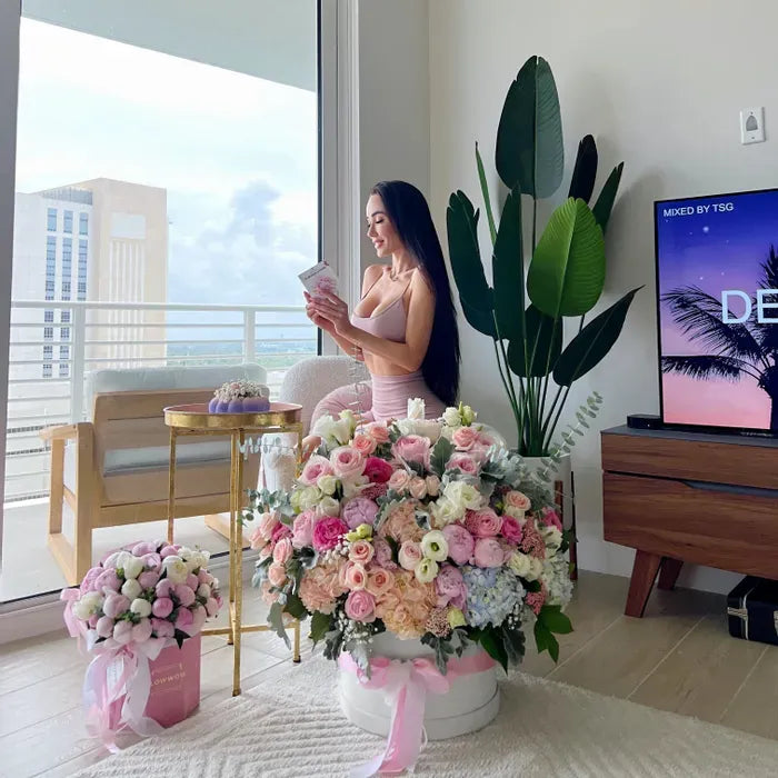 Roses, Peonies, Orchids, Ranunculus Luxury Peach Flower Bouquet In A Box - Miami Flower Store Same-Day Delivery Fort Lauderdale Brickell Aventura Las Olas Hallendale Beach Hollywood Sunny Isles