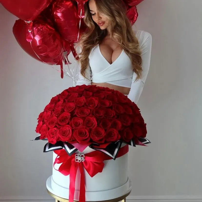 100/200 Red Rose Luxury Flower Bouquet In A Box - Miami Flower Store Same-Day Delivery Fort Lauderdale Brickell Aventura Las Olas Hallendale Beach Hollywood Sunny Isles