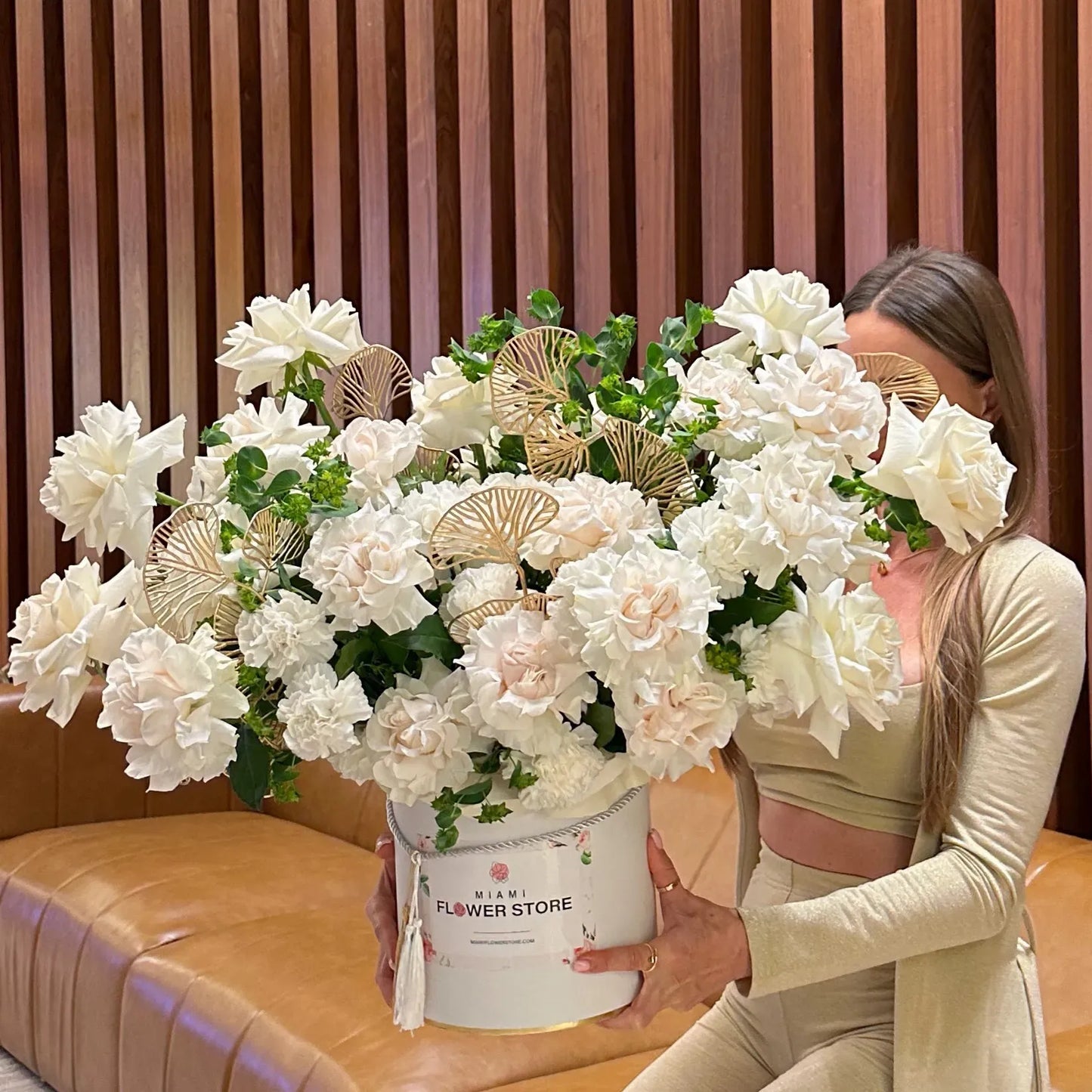 White French Roses & Golden Leaves Flower Bouquet In A Box - Miami Flower Store Same-Day Delivery Fort Lauderdale Brickell Aventura Las Olas Hallendale Beach Hollywood Sunny Isles