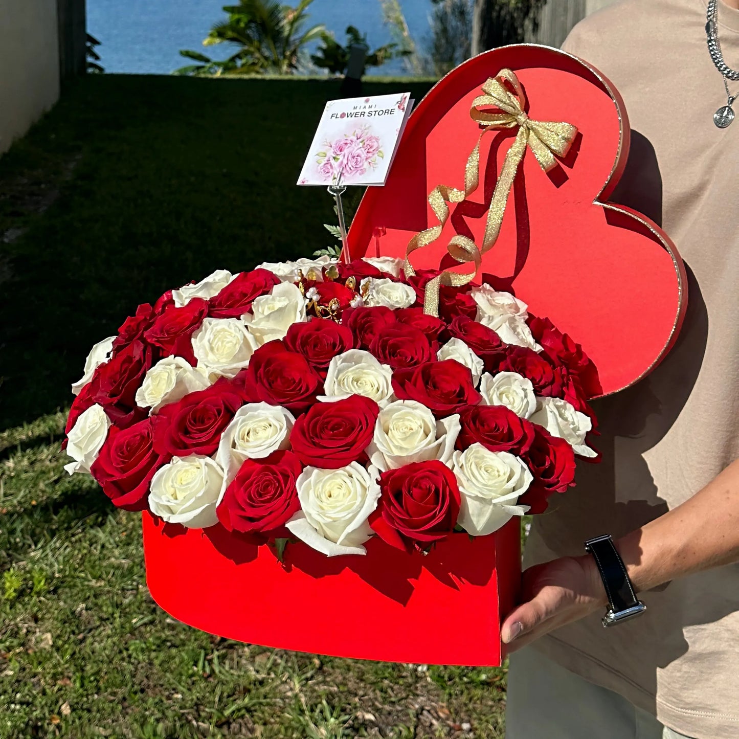 50 White & Red Rose Flower Bouquet In Heart Shaped Box - Miami Flower Store Same-Day Delivery Fort Lauderdale Brickell Aventura Las Olas Hallendale Beach Hollywood Sunny Isles
