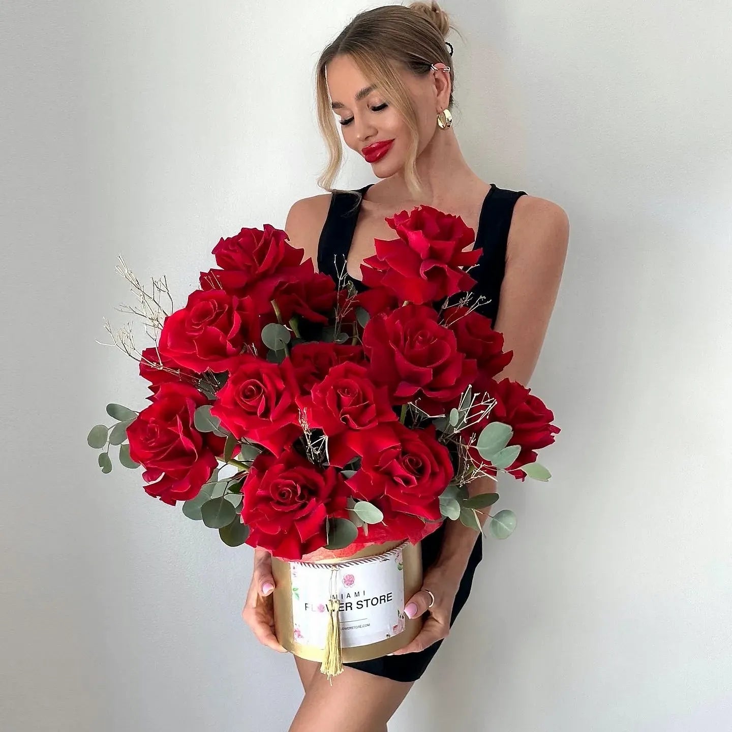 French Red Rose Flower Bouquet In A  Gold Box - Miami Flower Store Same-Day Delivery Fort Lauderdale Brickell Aventura Las Olas Hallendale Beach Hollywood Sunny Isles