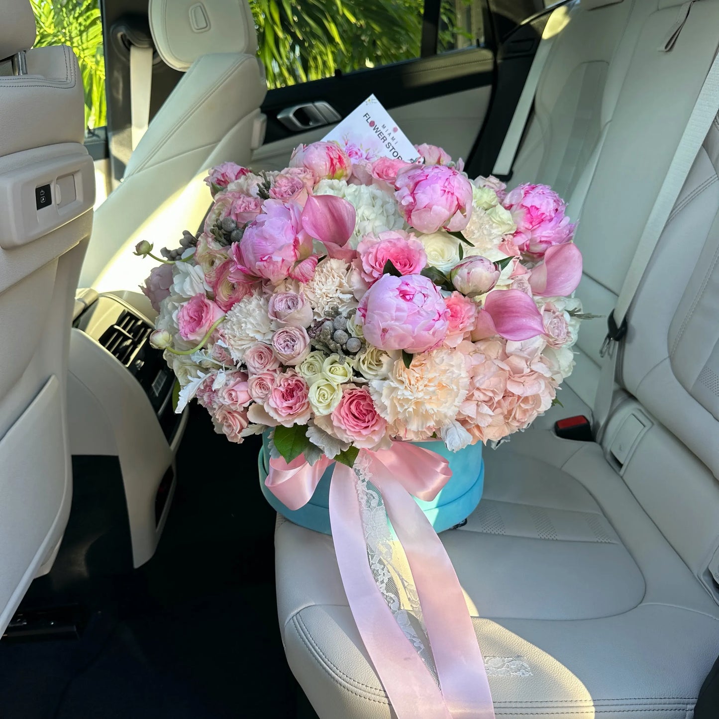 Peony Flower Bouquet In A Tiffany Blue Box - Miami Flower Store Same-Day Delivery Fort Lauderdale Brickell Aventura Las Olas Hallendale Beach Hollywood Sunny Isles