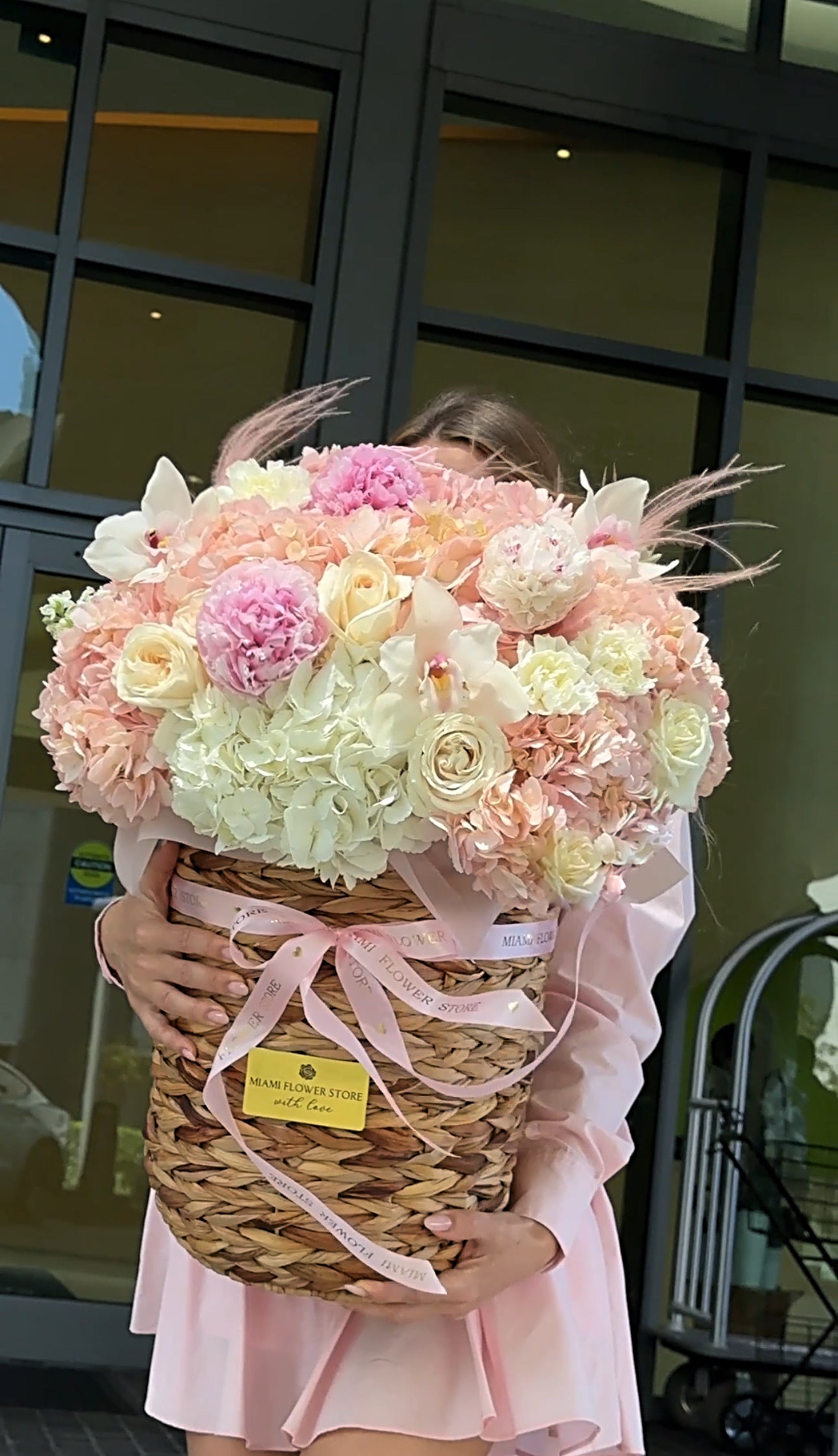 Basket Full Of Hydrangea, Roses, Ranunculus, Orchids - Miami Flower Store Same-Day Delivery Fort Lauderdale Brickell Aventura Las Olas Hallendale Beach Hollywood Sunny Isles