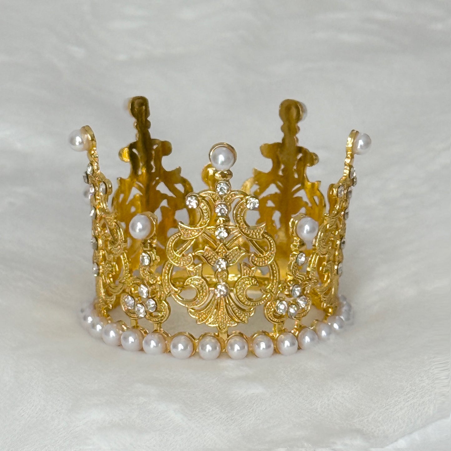 2,7" Small Gold Crown With Stones & Pearls For Flower Bouquet - Miami Flower Store Same-Day Delivery Fort Lauderdale Brickell Aventura Las Olas Hallendale Beach Hollywood Sunny Isles