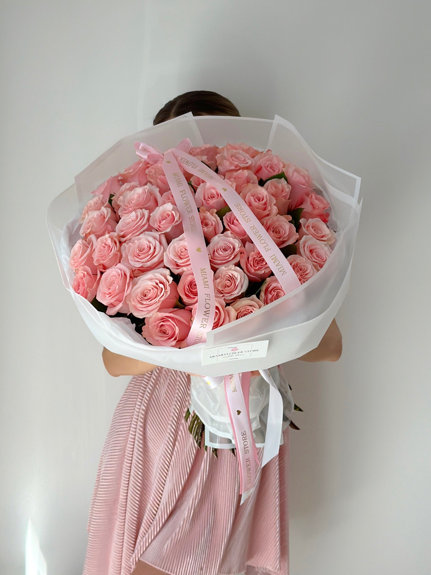 Classic Pink Rose Flower Bouquet - Miami Flower Store Same-Day Delivery Fort Lauderdale Brickell Aventura Las Olas Hallendale Beach Hollywood Sunny Isles
