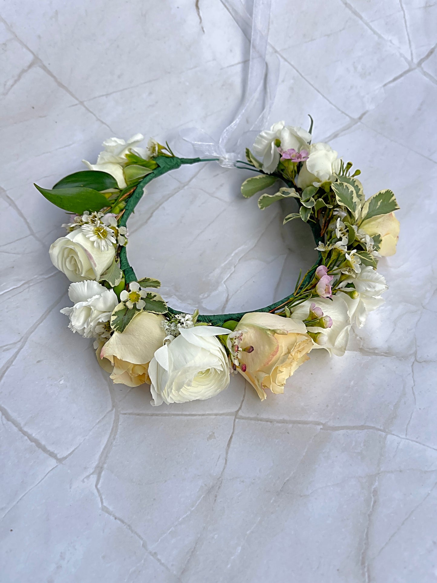 Custom-Made Headpiece Headband Of Fresh Cut Flowers - Miami Flower Store Same-Day Delivery Fort Lauderdale Brickell Aventura Las Olas Hallendale Beach Hollywood Sunny Isles