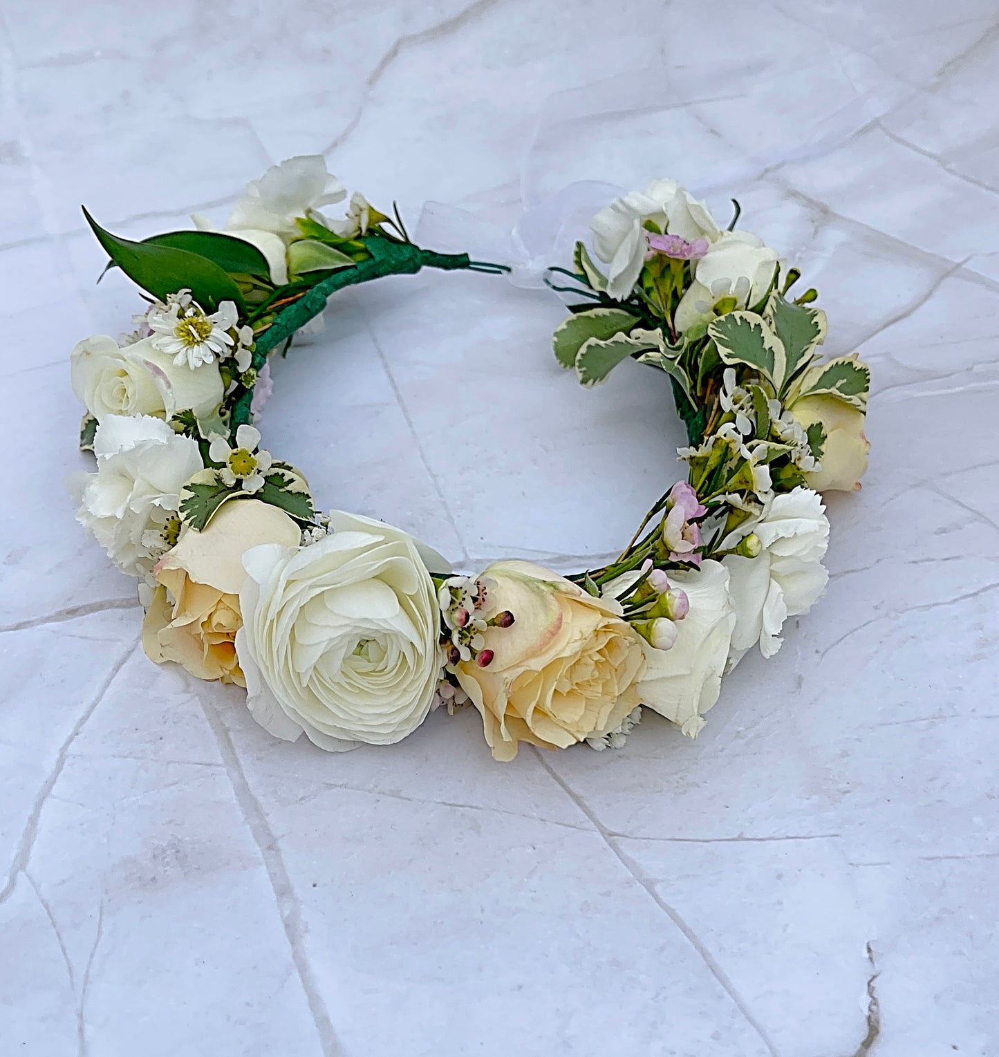Custom-Made Headpiece Headband Of Fresh Cut Flowers - Miami Flower Store Same-Day Delivery Fort Lauderdale Brickell Aventura Las Olas Hallendale Beach Hollywood Sunny Isles