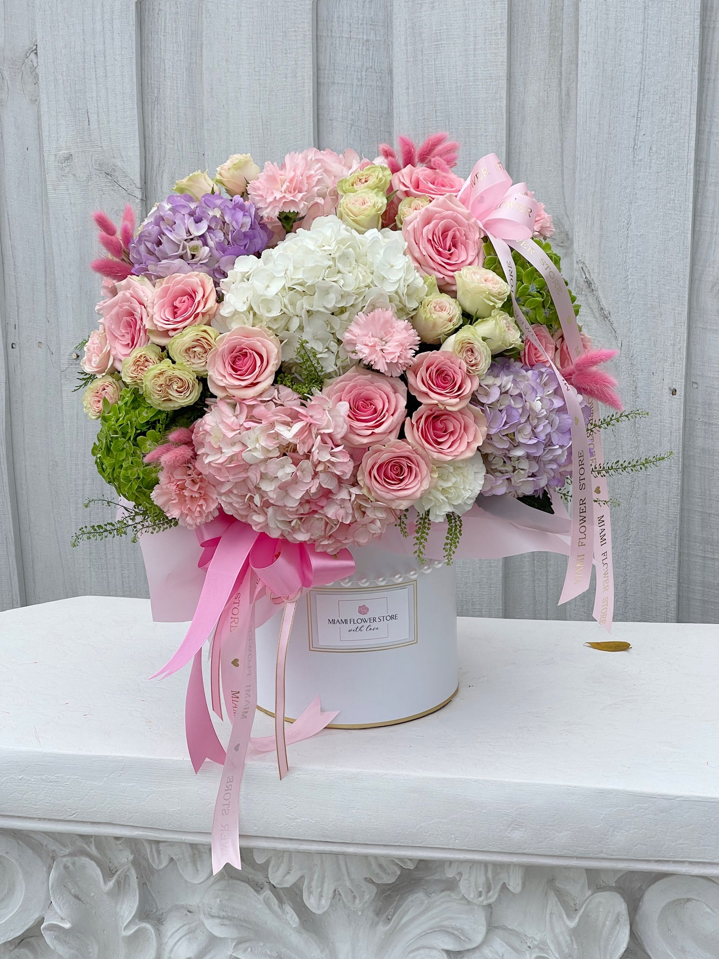 Hydrangea Flower Bouquet With Roses & Spray Roses In A Box - Miami Flower Store Same-Day Delivery Fort Lauderdale Brickell Aventura Las Olas Hallendale Beach Hollywood Sunny Isles