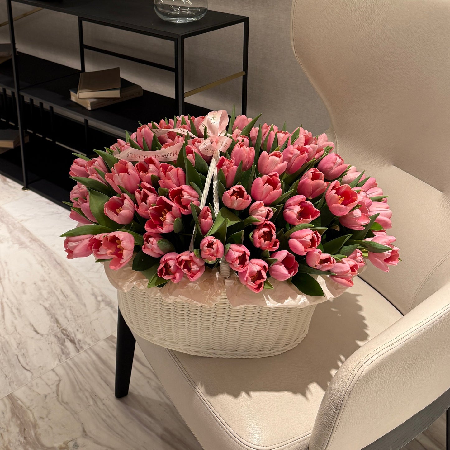 100-150 Pink Tulip Flower Bouquet In A Basket - Miami Flower Store Same-Day Delivery Fort Lauderdale Brickell Aventura Las Olas Hallendale Beach Hollywood Sunny Isles