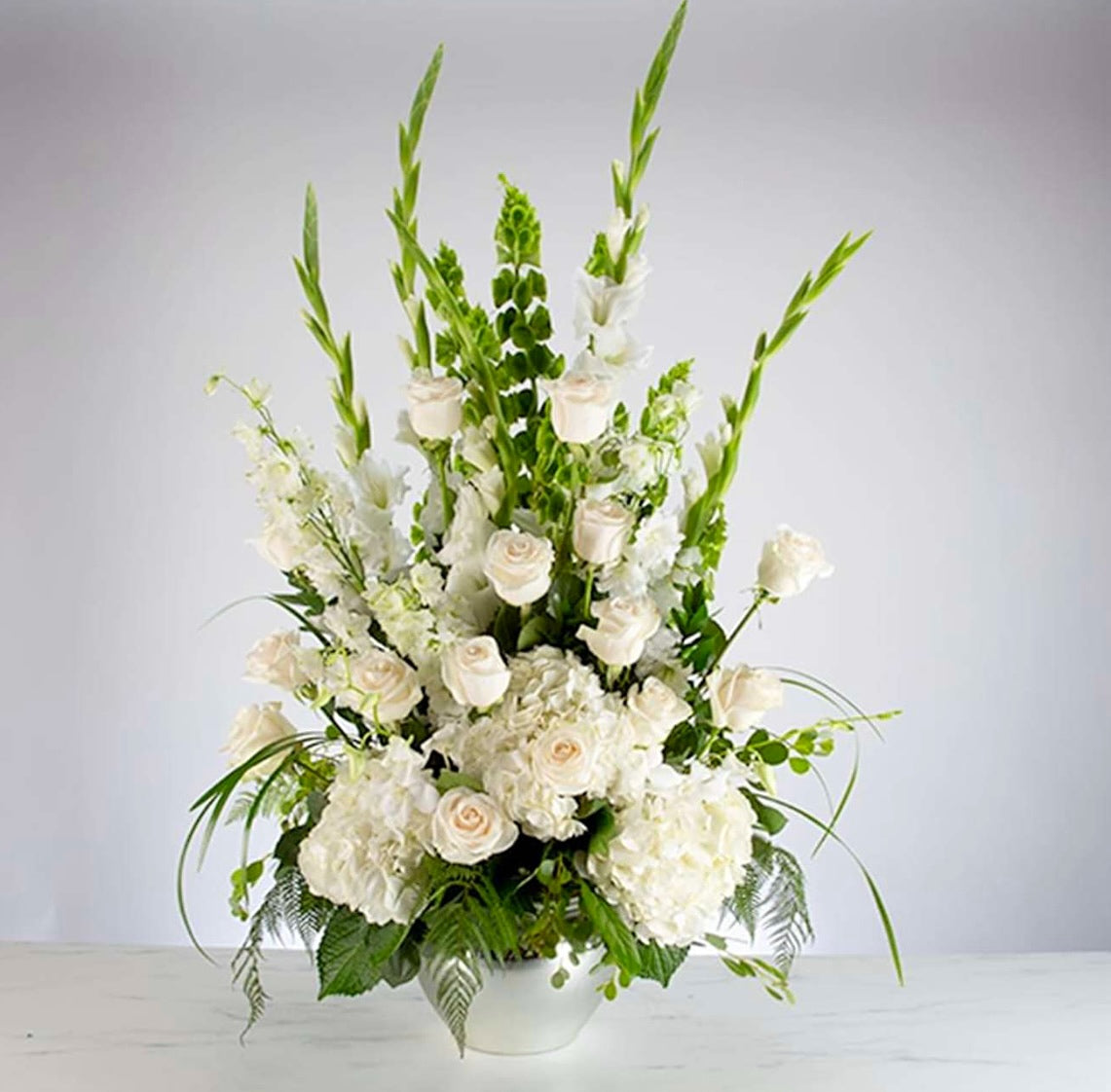 Green & White Flower Arrangement in A Vase| MiamiFlowerStore