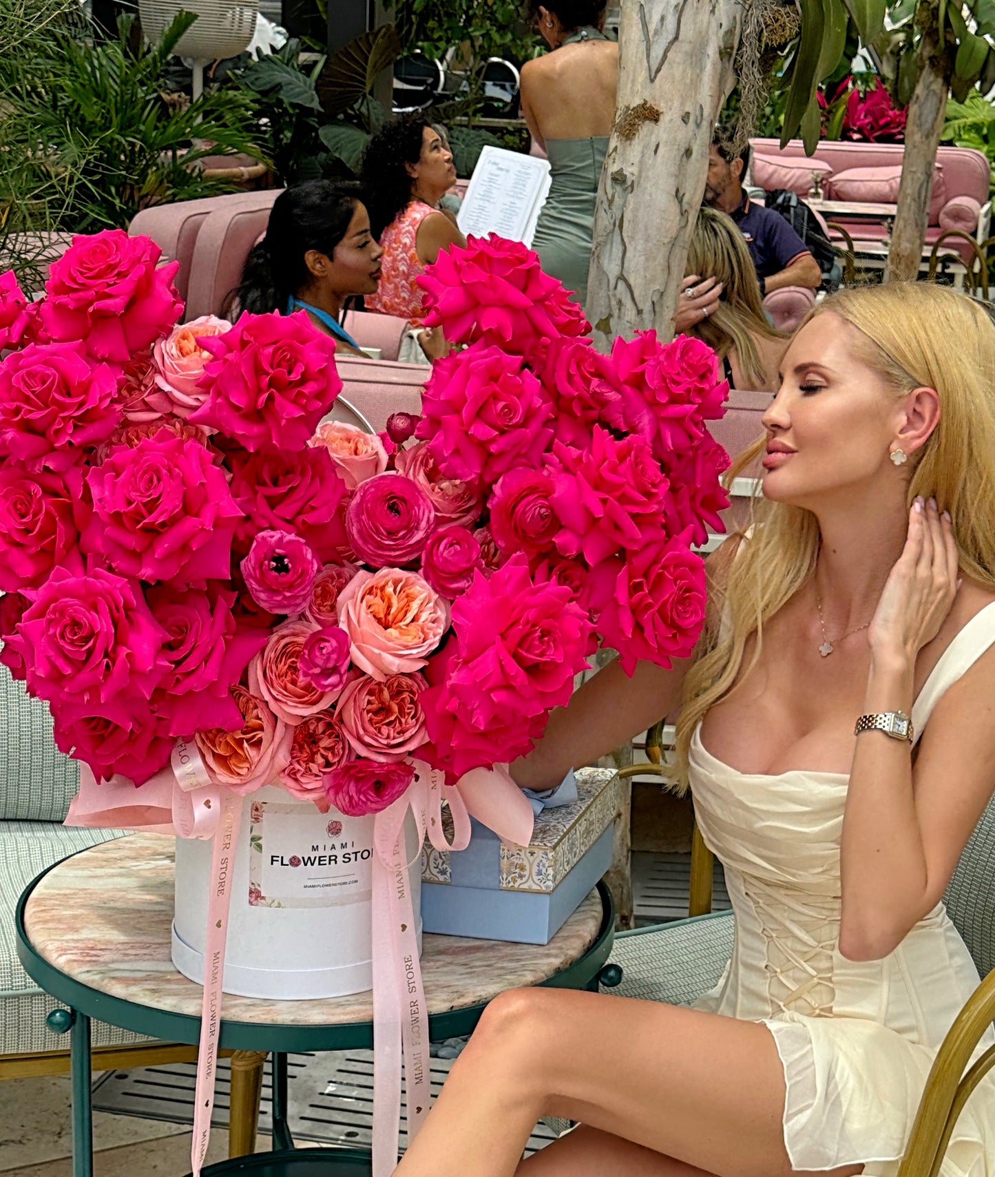 Hot Pink Rose Flower Arrangement / Heart Shaped Flowers - Miami Flower Store Same-Day Delivery Fort Lauderdale Brickell Aventura Las Olas Hallendale Beach Hollywood Sunny Isles