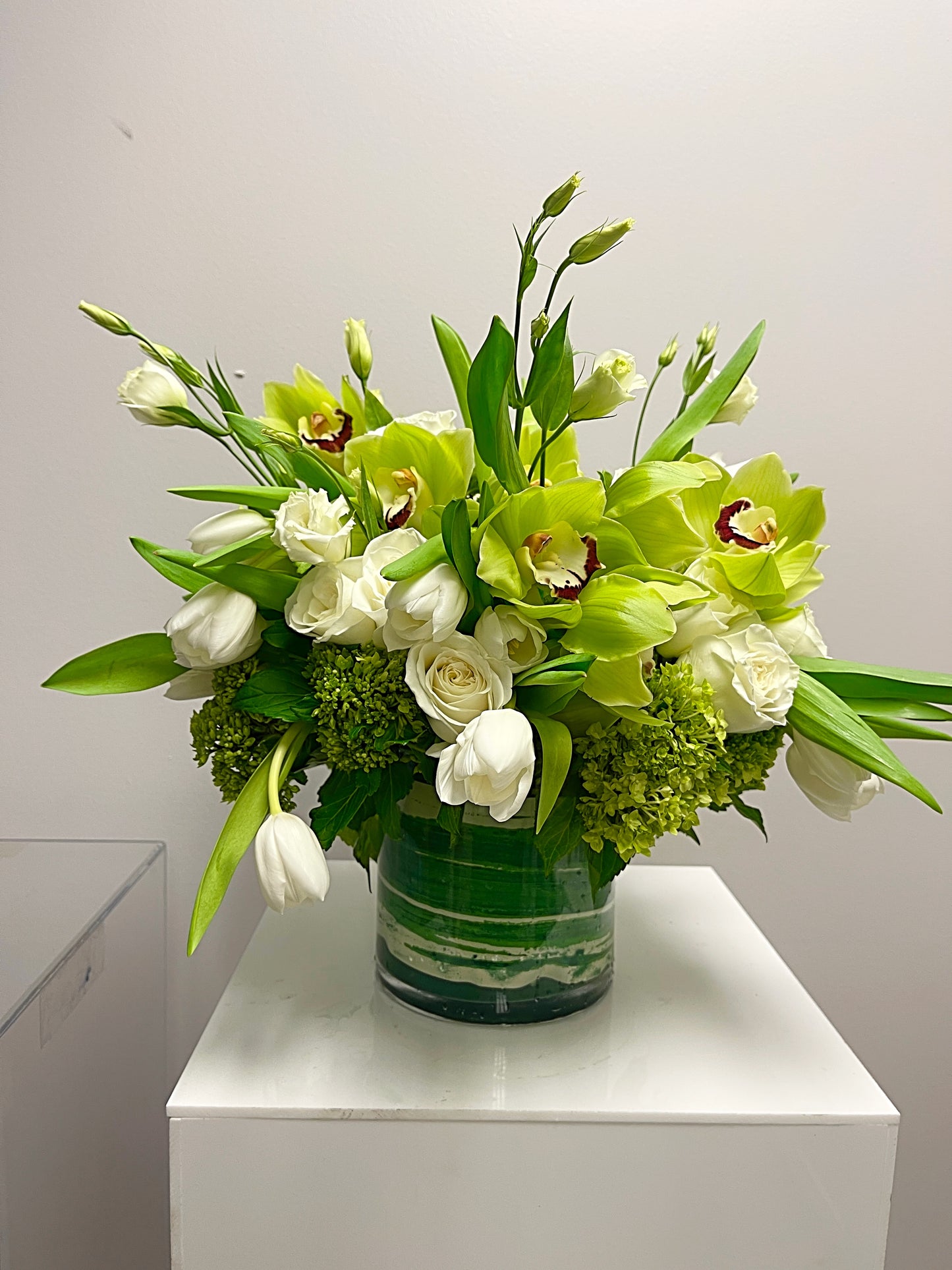 Tulips, Roses, Orchids Flower Bouquet In A Vase - Miami Flower Store Same-Day Delivery Fort Lauderdale Brickell Aventura Las Olas Hallendale Beach Hollywood Sunny Isles