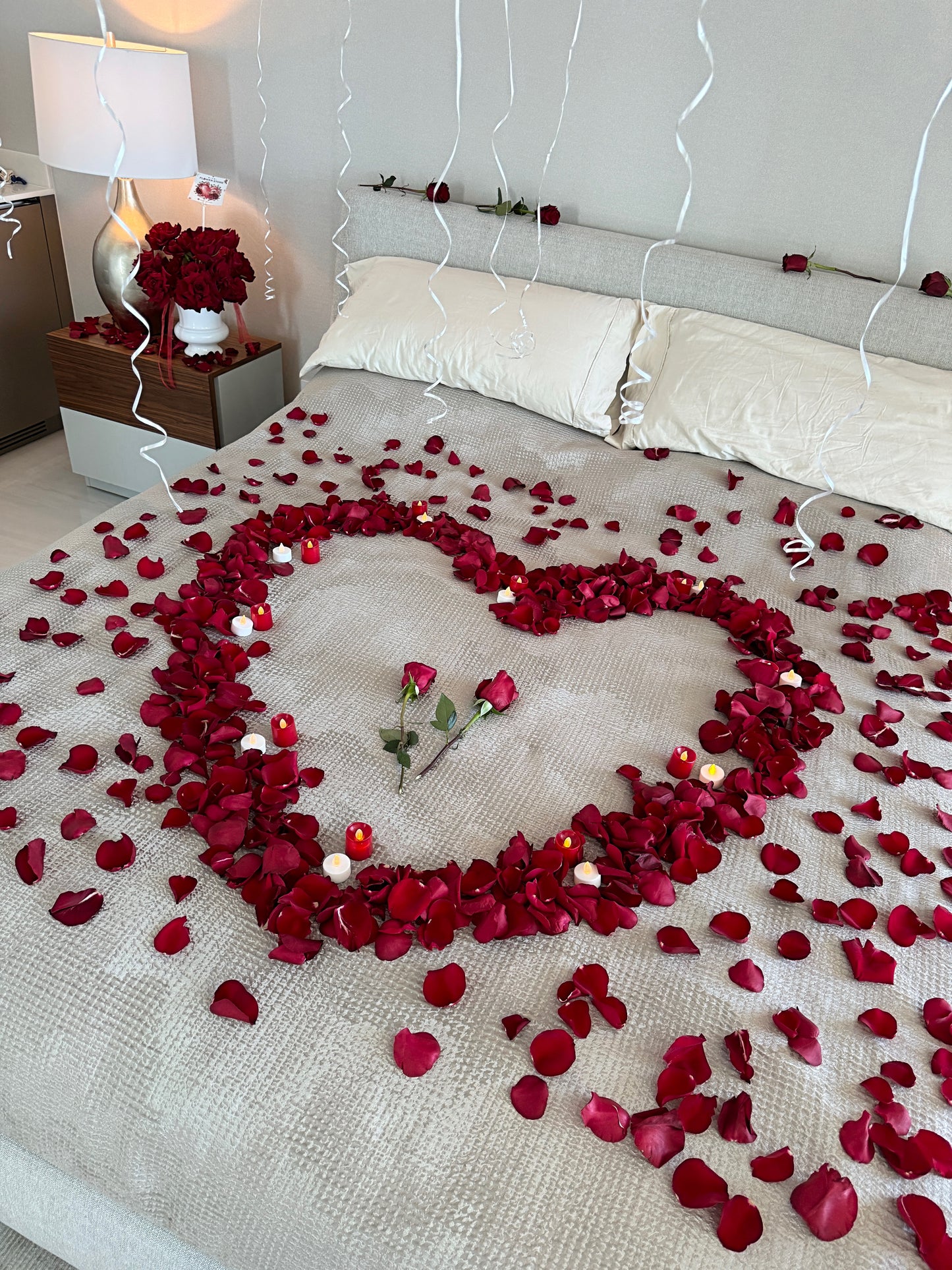 Romantic Room Decoration, 100 Red Rose Bouquet, Petals, Balloons, Candles & Chocolate - Miami Flower Store Same-Day Delivery Fort Lauderdale Brickell Aventura Las Olas Hallendale Beach Hollywood Sunny Isles