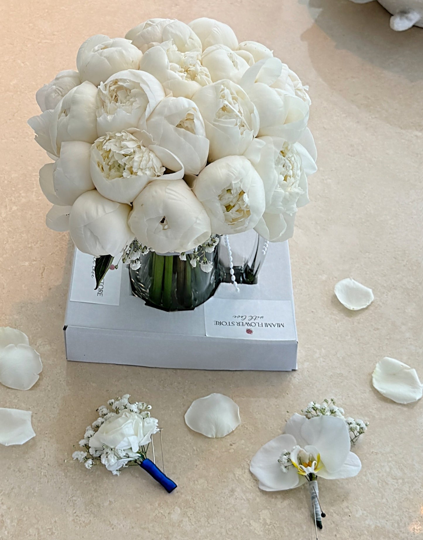 White Peony Bridal Flower Bouquet - Miami Flower Store Same-Day Delivery Fort Lauderdale Brickell Aventura Las Olas Hallendale Beach Hollywood Sunny Isles