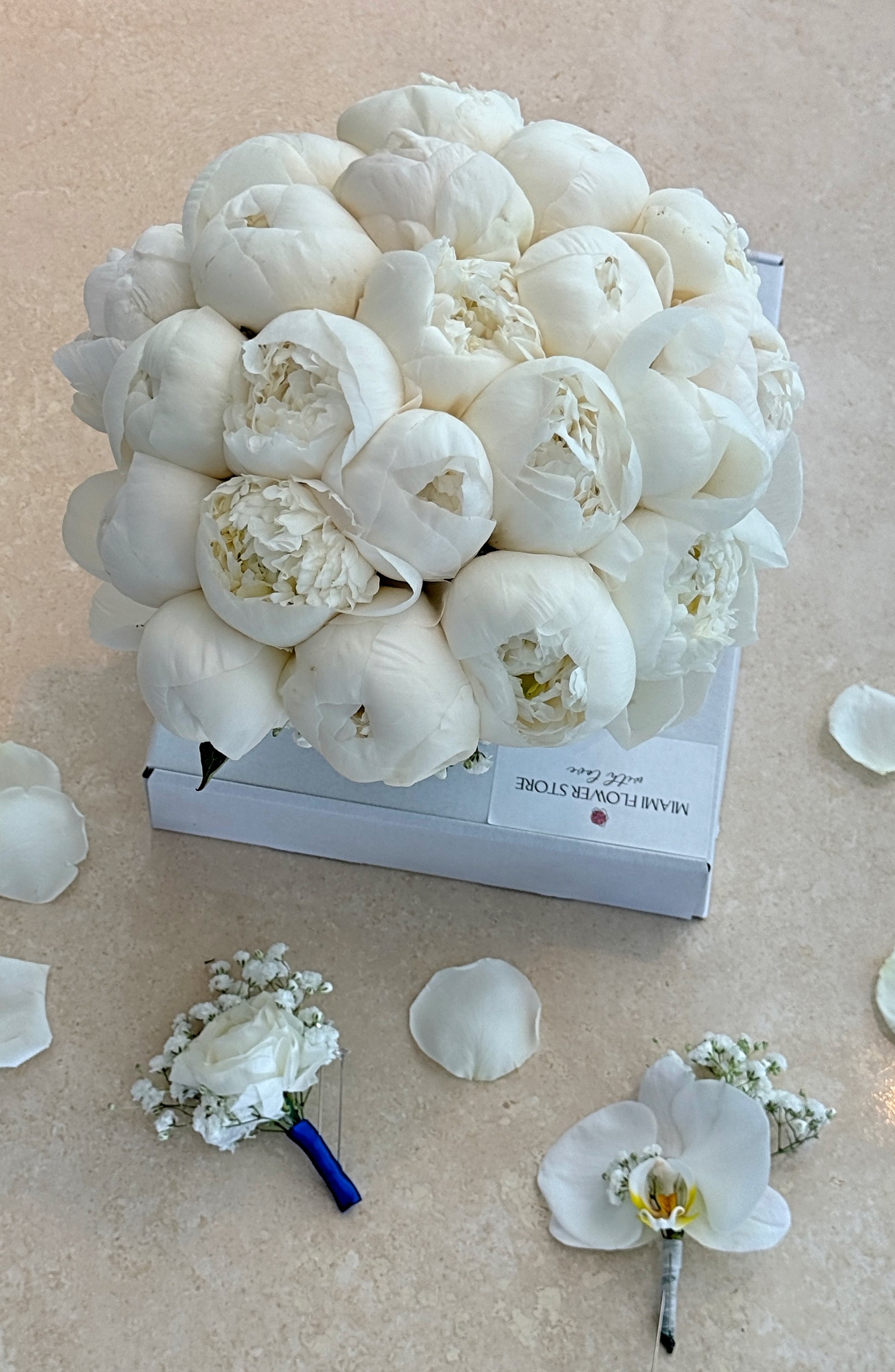White Peony Bridal Flower Bouquet - Miami Flower Store Same-Day Delivery Fort Lauderdale Brickell Aventura Las Olas Hallendale Beach Hollywood Sunny Isles