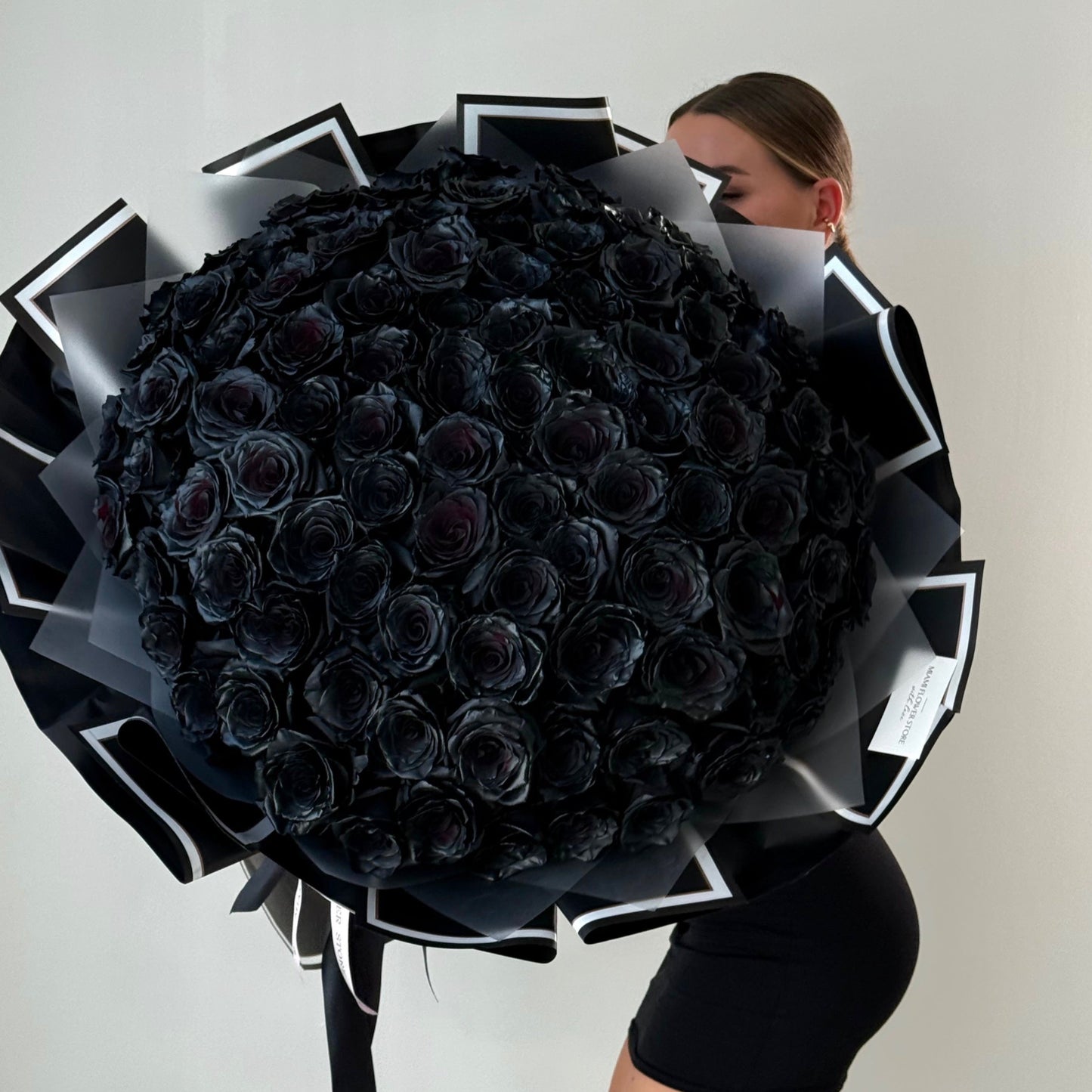 Black Rose Flower Bouquet - Miami Flower Store Same-Day Delivery Fort Lauderdale Brickell Aventura Las Olas Hallendale Beach Hollywood Sunny Isles
