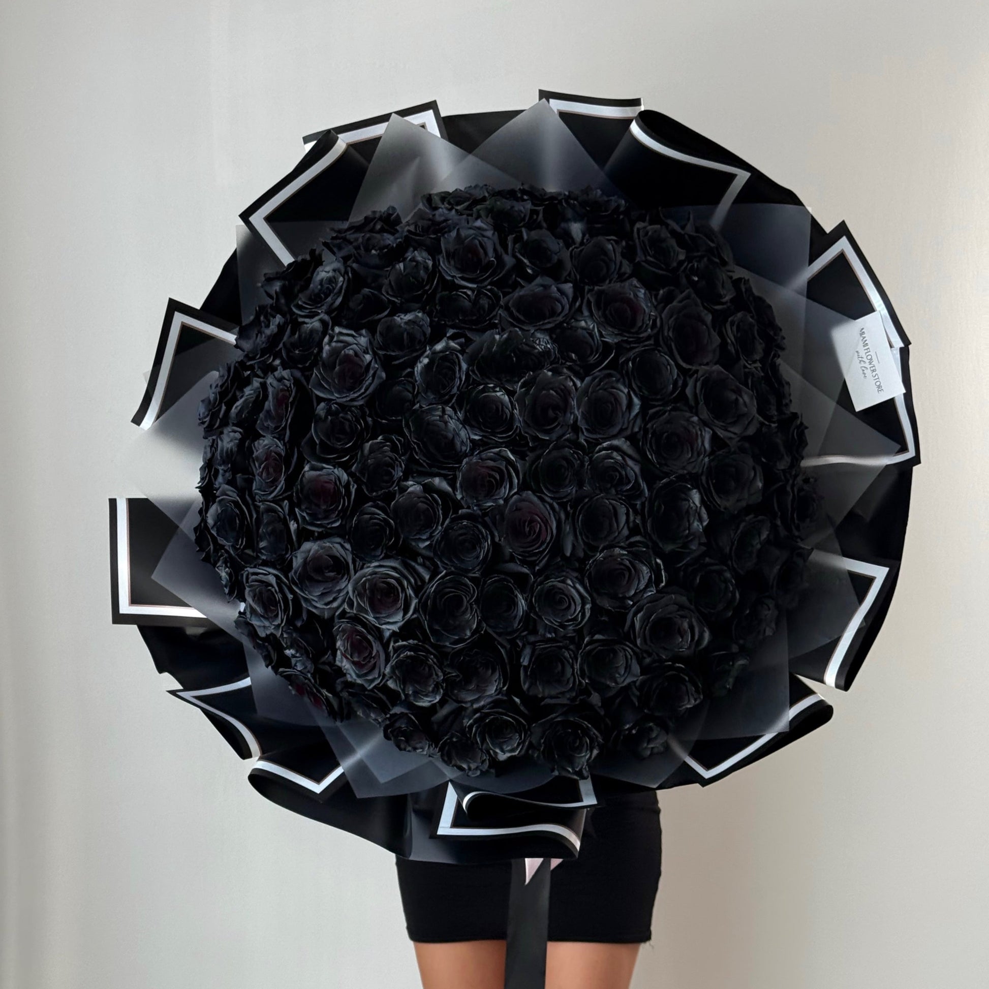 Black Rose Flower Bouquet - Miami Flower Store Same-Day Delivery Fort Lauderdale Brickell Aventura Las Olas Hallendale Beach Hollywood Sunny Isles
