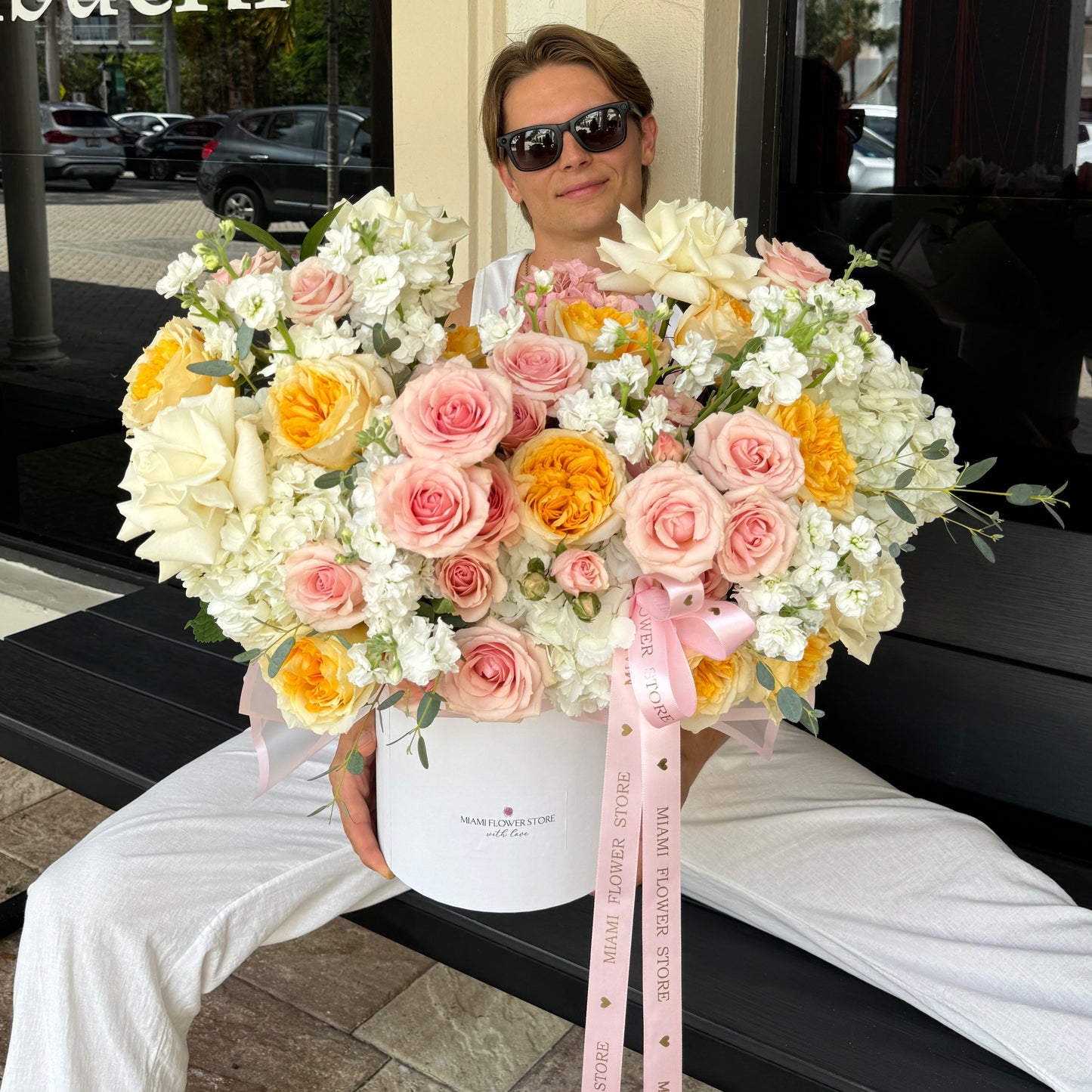 White, Pink & Yellow Roses in A Flower Box - Miami Flower Store Same-Day Delivery Fort Lauderdale Brickell Aventura Las Olas Hallendale Beach Hollywood Sunny Isles