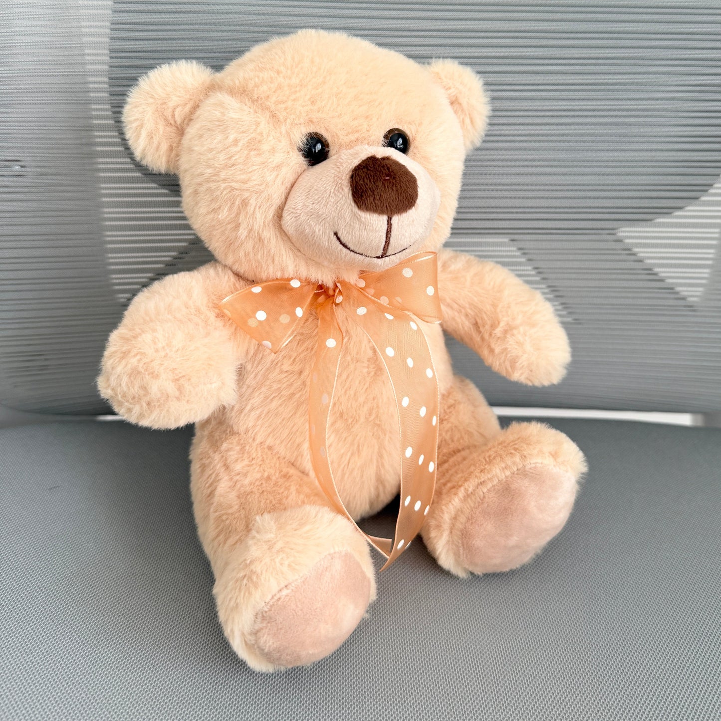 8" Sitting Beige Stuffed Teddy Bear - Miami Flower Store Same-Day Delivery Fort Lauderdale Brickell Aventura Las Olas Hallendale Beach Hollywood Sunny Isles