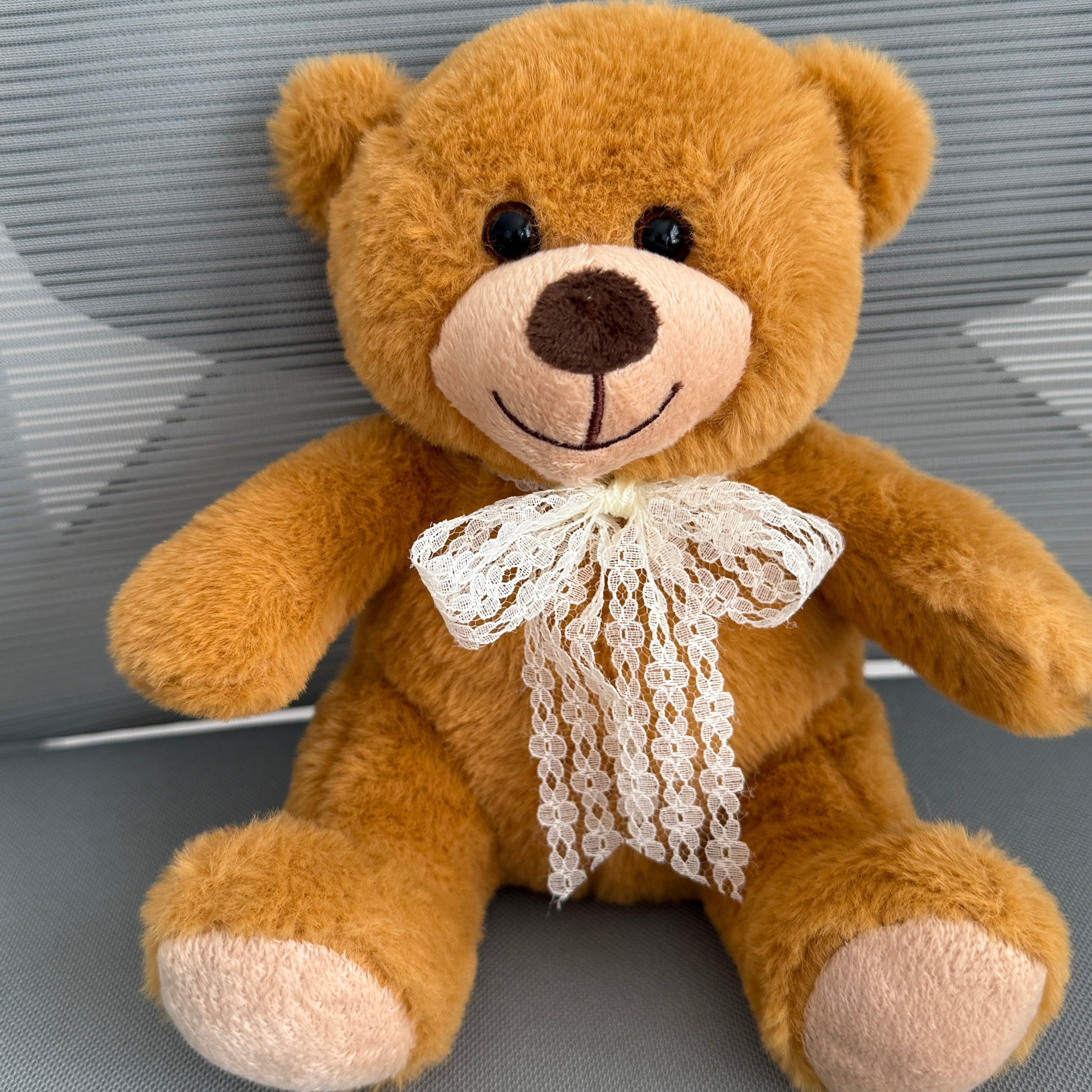 8" Sitting Brown Stuffed Teddy Bear - Miami Flower Store Same-Day Delivery Fort Lauderdale Brickell Aventura Las Olas Hallendale Beach Hollywood Sunny Isles