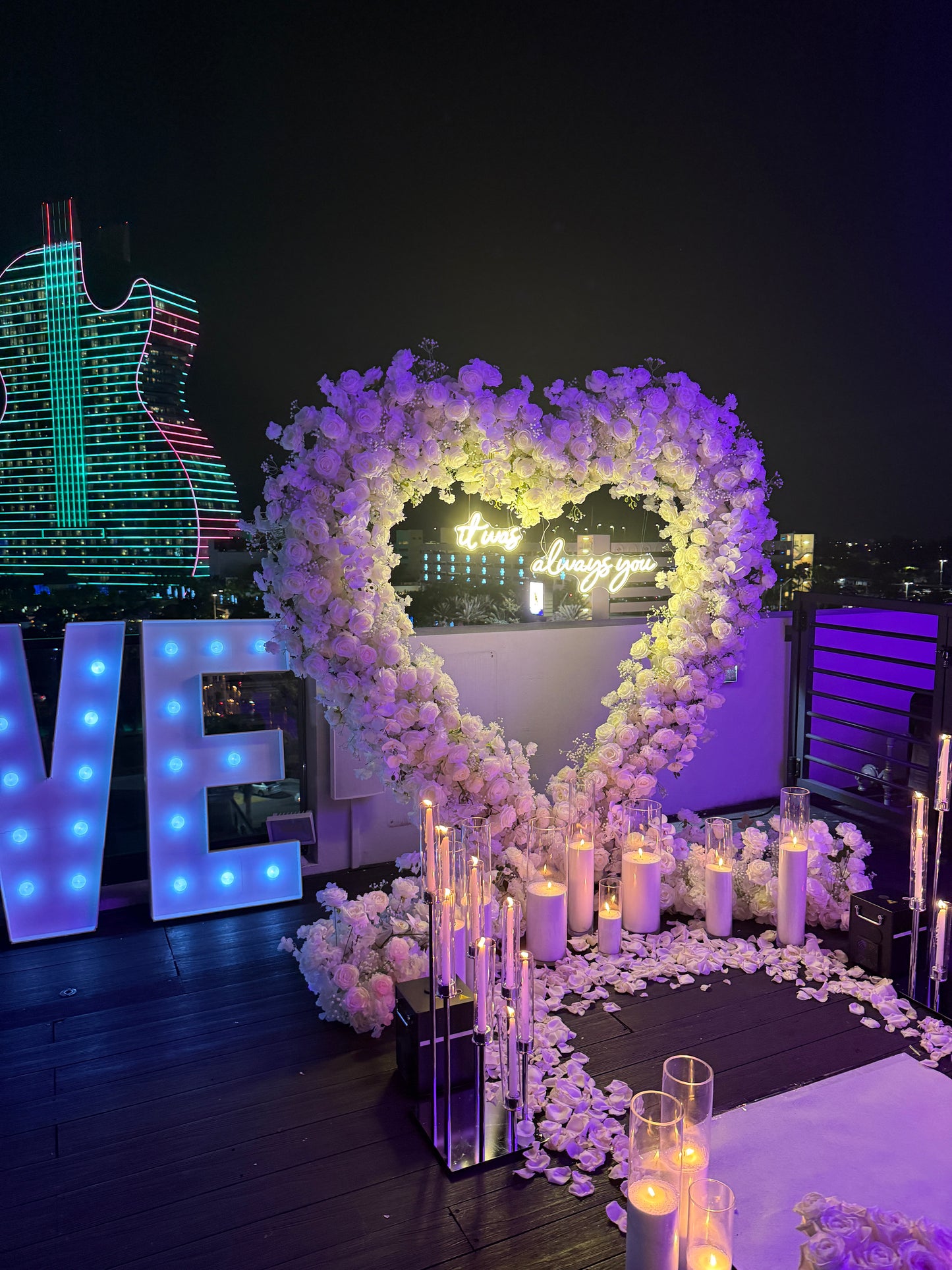White Heart Arch Proposal And Glass Floor Candles - Miami Flower Store Same-Day Delivery Fort Lauderdale Brickell Aventura Las Olas Hallendale Beach Hollywood Sunny Isles