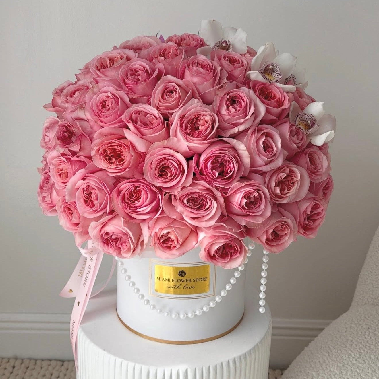 Round Pink Rose Flower Bouquet In A Box With Orchids - Miami Flower Store Same-Day Delivery Fort Lauderdale Brickell Aventura Las Olas Hallendale Beach Hollywood Sunny Isles