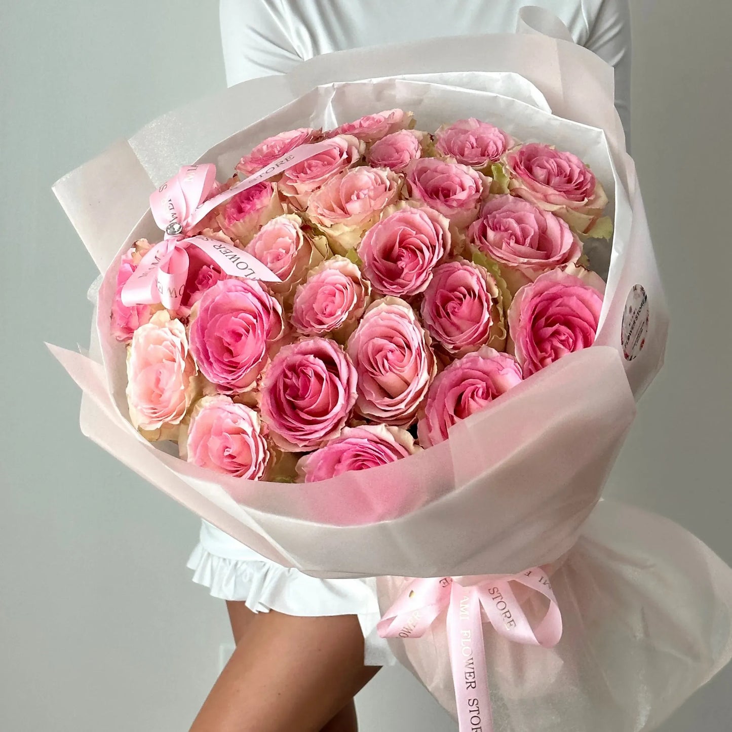 Classic Pink Rose Flower Bouquet - Miami Flower Store Same-Day Delivery Fort Lauderdale Brickell Aventura Las Olas Hallendale Beach Hollywood Sunny Isles