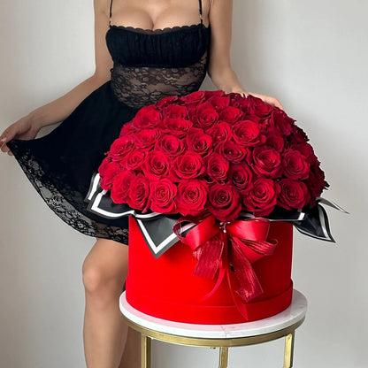 100/200 Red Rose Luxury Flower Bouquet In A Box - Miami Flower Store Delivery Fort Lauderdale