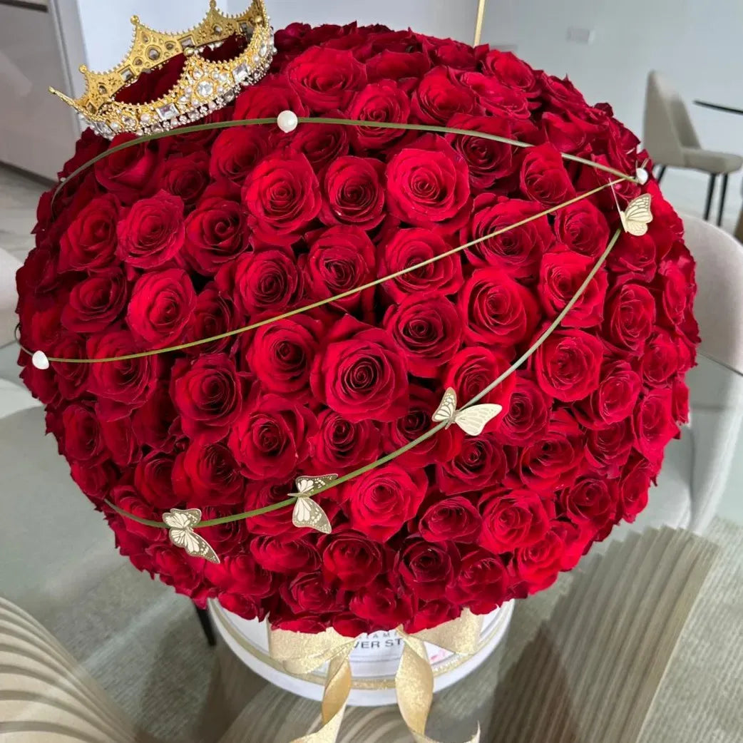 300 Red Rose Luxury Flower Bouquet In A Box - Miami Flower Store Delivery Fort Lauderdale