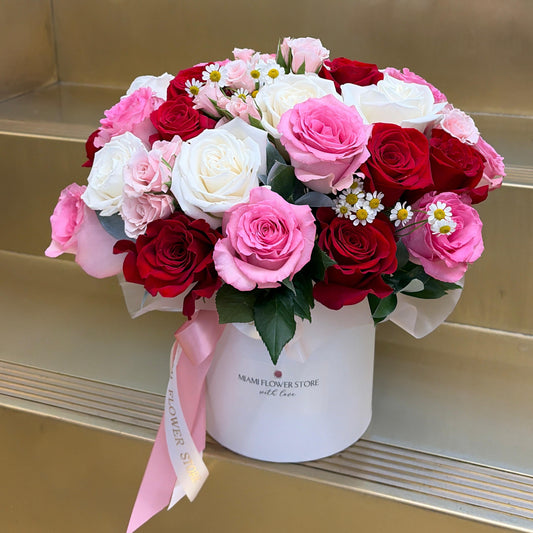Colored Rose Flower Bouquet/Red, Pink, White - Miami Flower Store Same-Day Delivery Fort Lauderdale Brickell Aventura Las Olas Hallendale Beach Hollywood Sunny Isles
