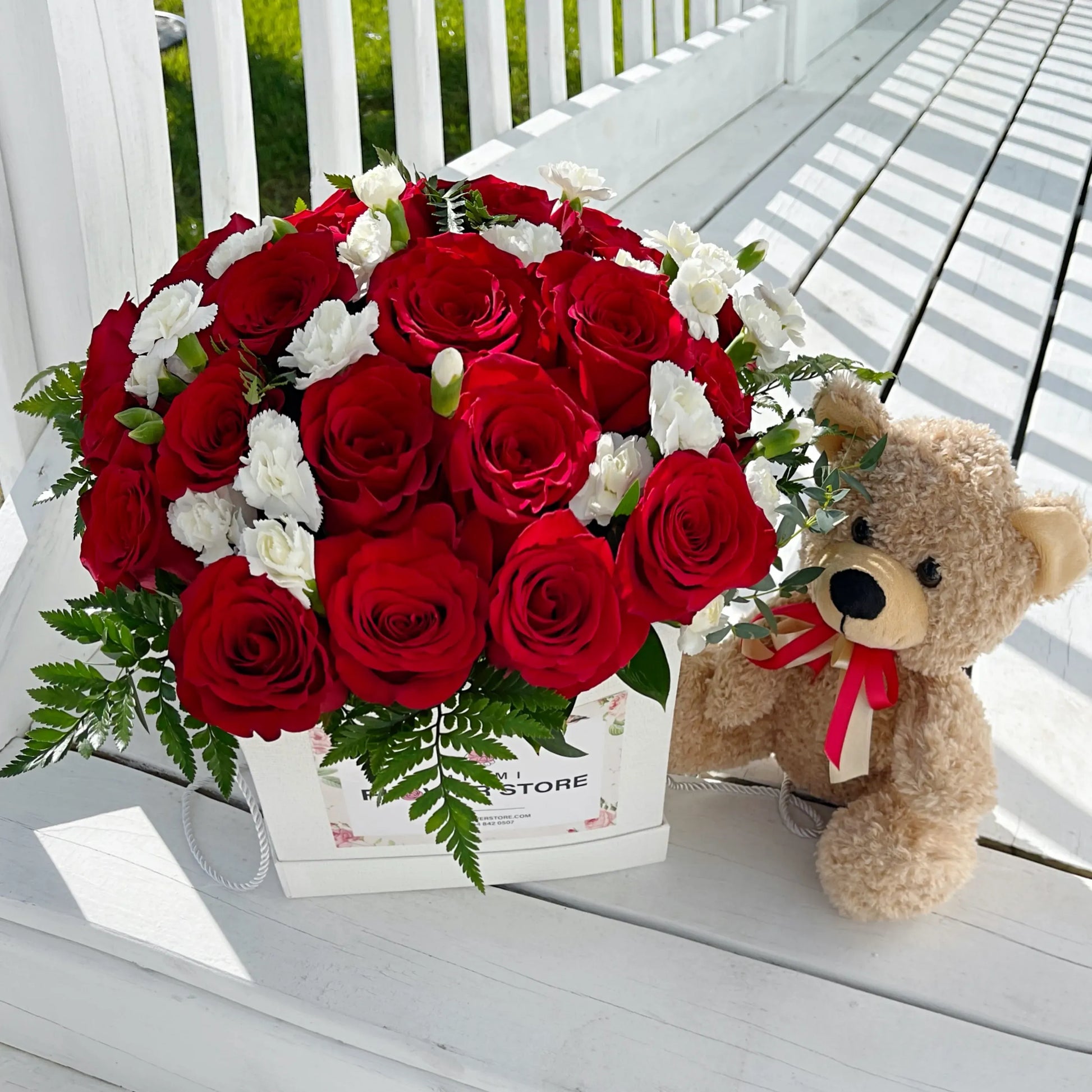 Red Rose Flower Bouquet In A Box - Miami Flower Store Delivery Fort Lauderdale