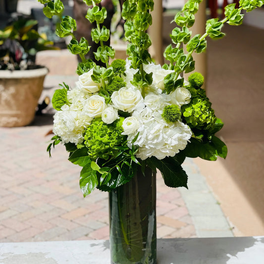 White Rose Flower Bouquet In A Vase With Ranunculus, Lisianthus, Hydrangea & Greens - Miami Flower Store Same-Day Delivery Fort Lauderdale Brickell Aventura Las Olas Hallendale Beach Hollywood Sunny Isles