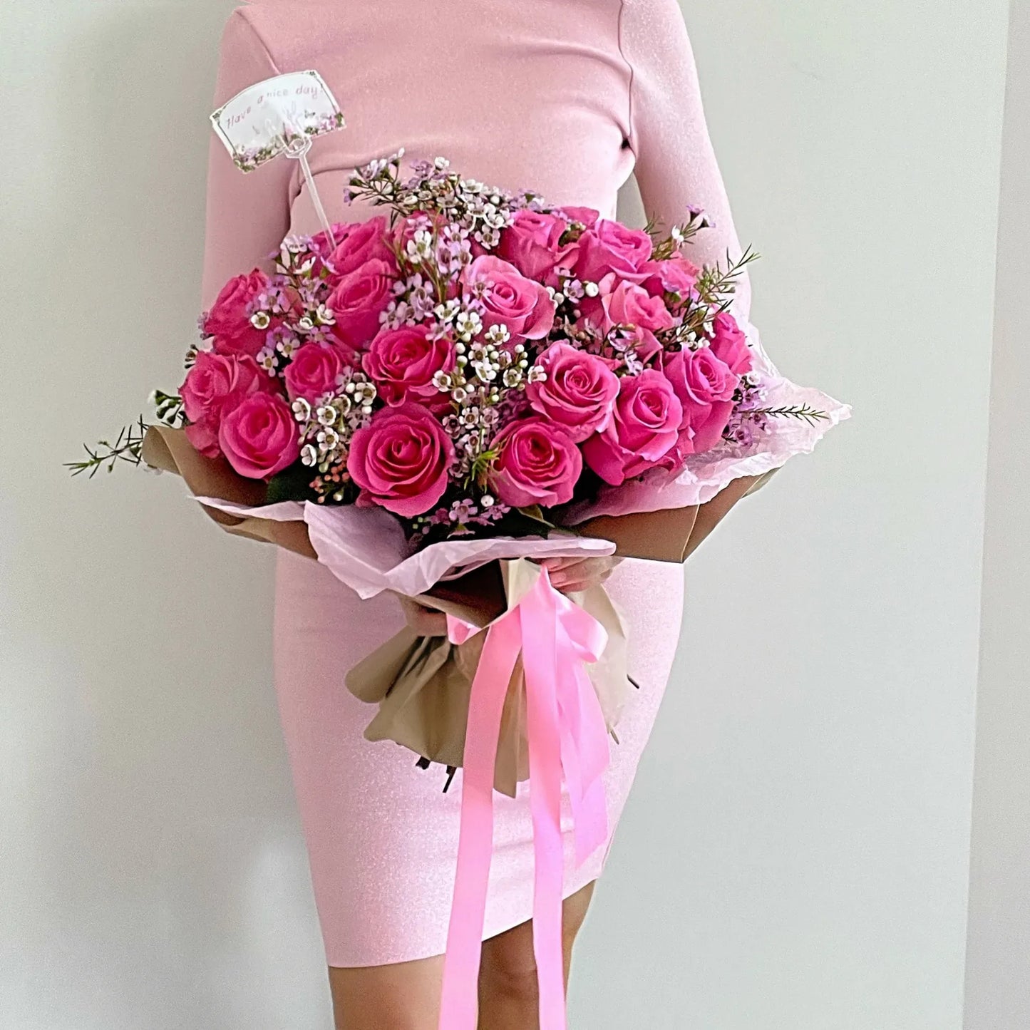 Pink Rose Bouquet In A Vase - Miami Flower Store Delivery Fort Lauderdale