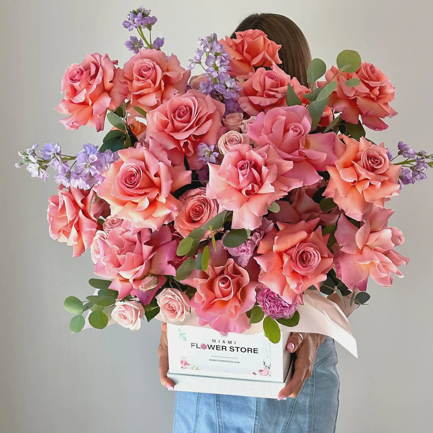 Peach & Pink Roses Flower Bouquet In A Box - Miami Flower Store Delivery Fort Lauderdale