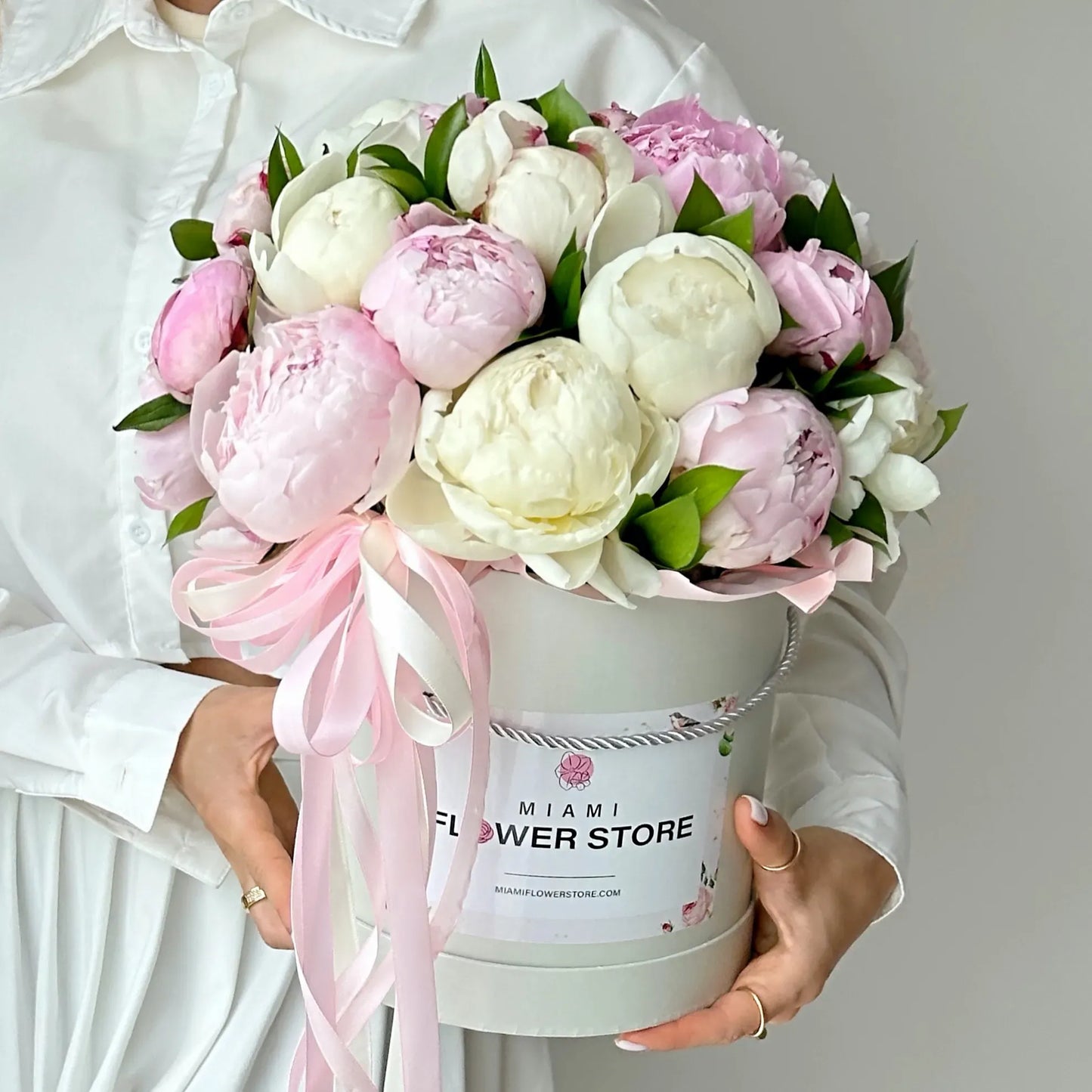 Peony Flower Bouquet in a Box - Miami Flower Store Same-Day Delivery Fort Lauderdale Brickell Aventura Las Olas Hallendale Beach Hollywood Sunny Isles