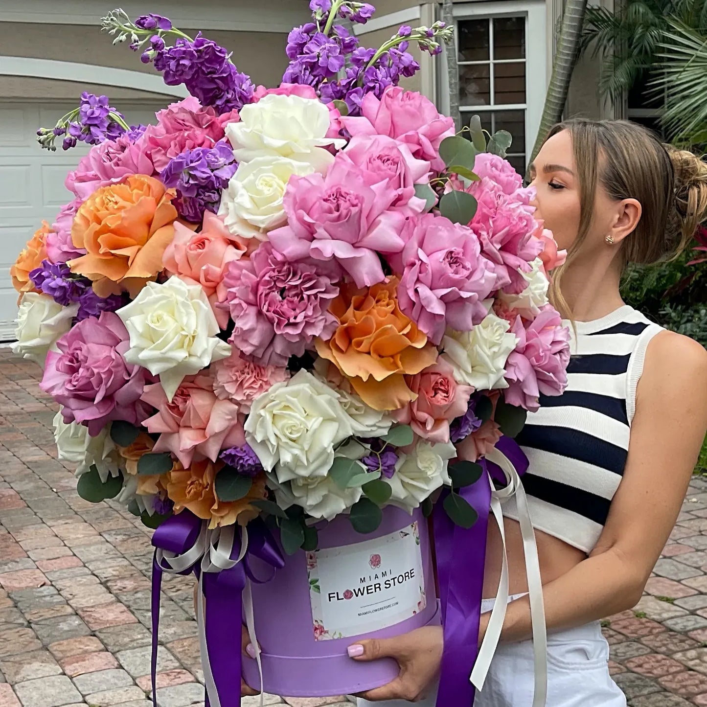 Multicolored Rose Flower Bouquet In A Box "Capitan Choice" - Miami Flower Store Delivery Fort Lauderdale