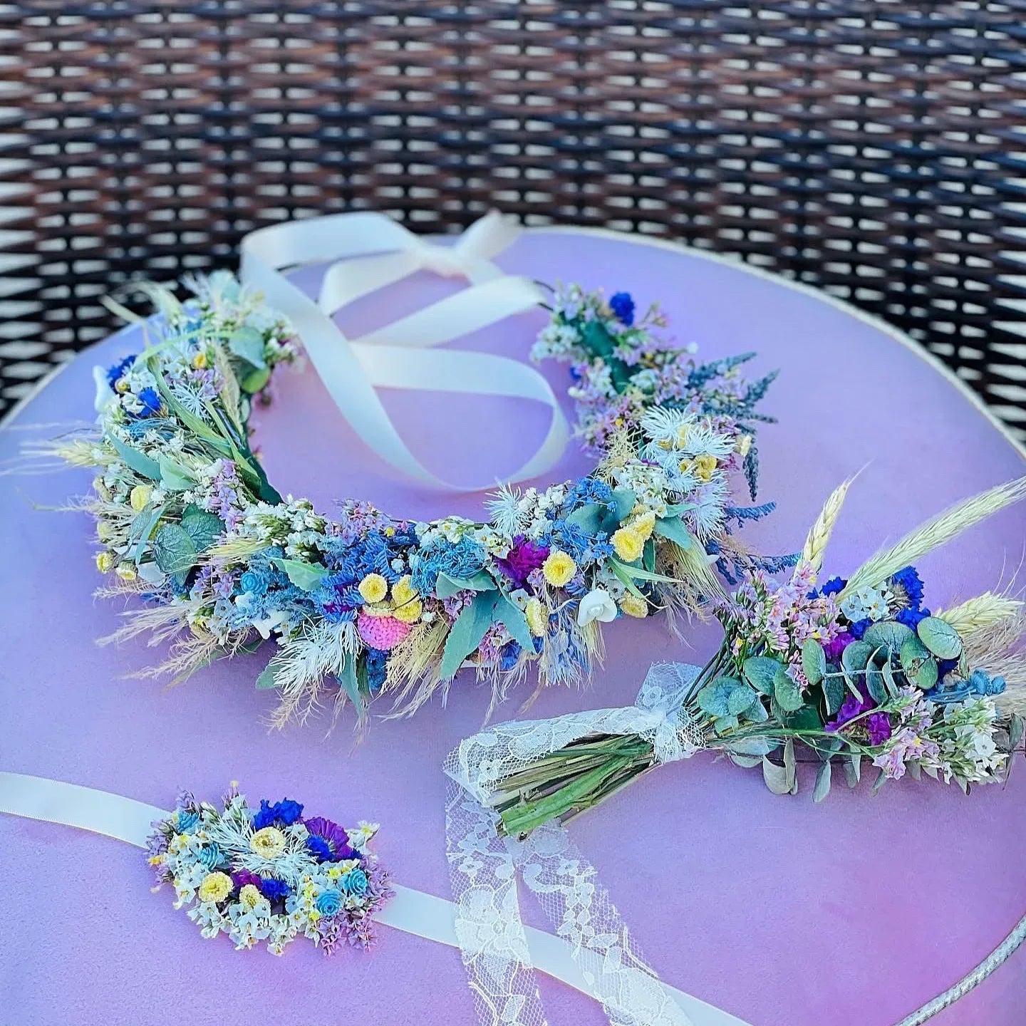 Custom-Made Headpiece Headband Of Dried Flowers - Miami Flower Store Delivery Fort Lauderdale