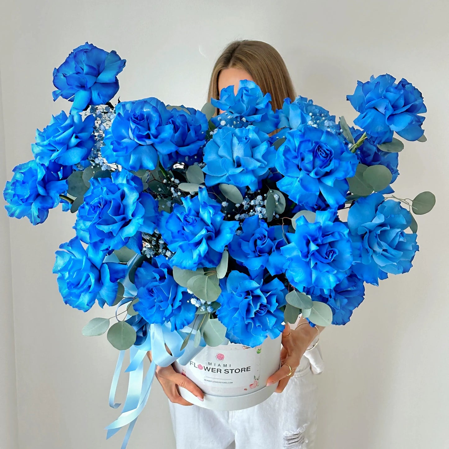 Blue Roses Flower Bouquet In A Box - Miami Flower Store Delivery Fort Lauderdale