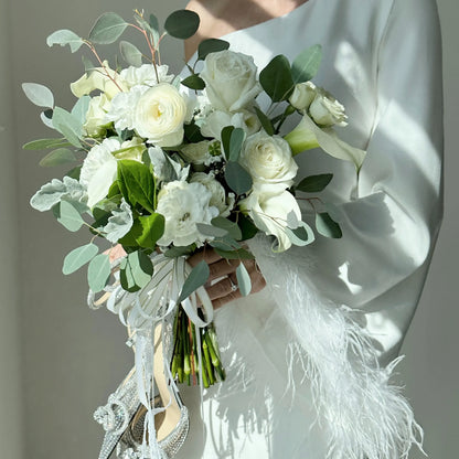 Calla Lilia Flower Bouquet Wedding With Roses & Ranunculus - Miami Flower Store Delivery Fort Lauderdale