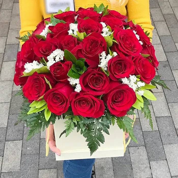 Red Rose Flower Bouquet In A Box - Miami Flower Store Delivery Fort Lauderdale