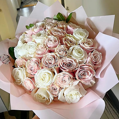 30 Pink and White Rose Flower Bouquet - Miami Flower Store Delivery Fort Lauderdale