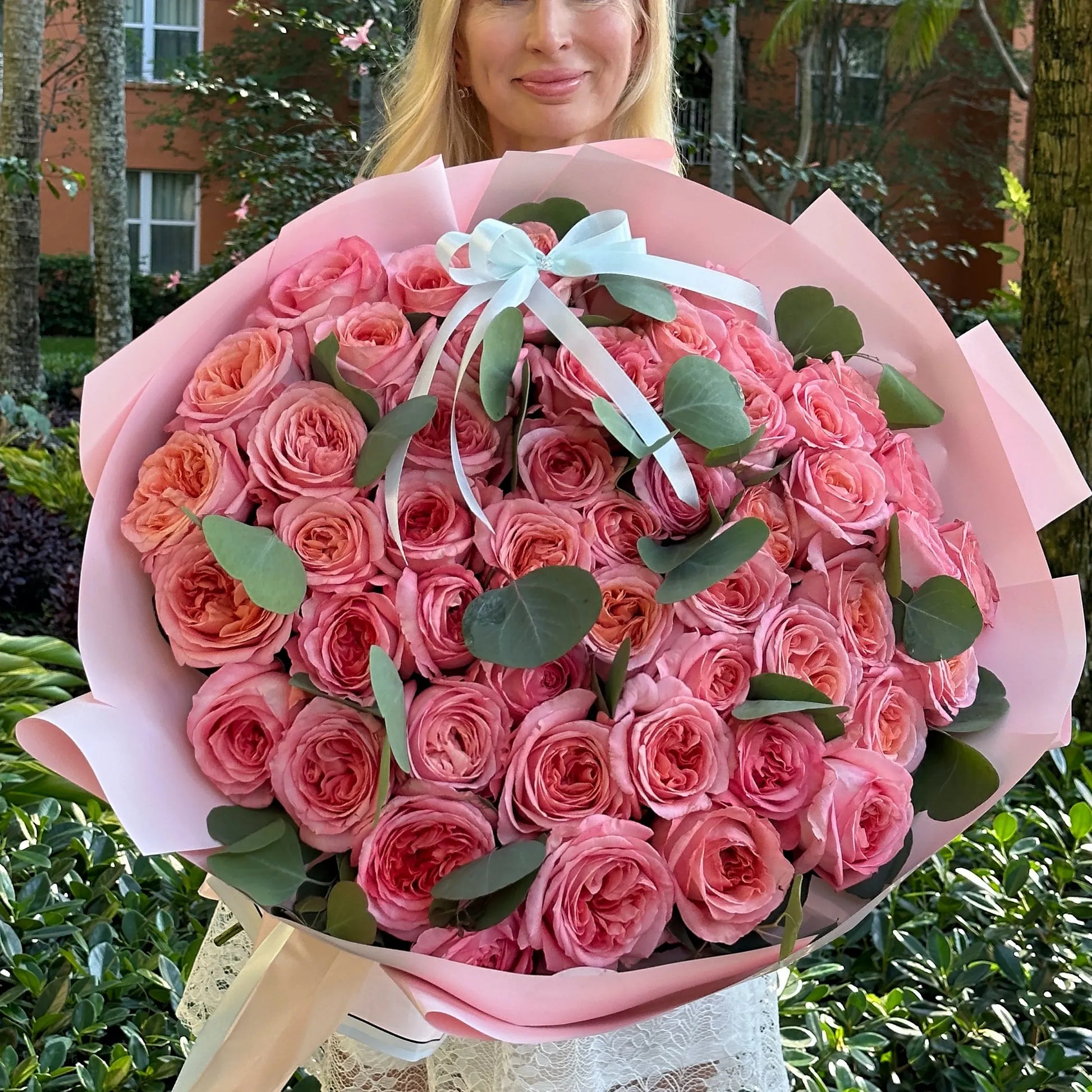 Luxurious Rose Flower Bouquet "Pink Expression" - Miami Flower Store Delivery Fort Lauderdale