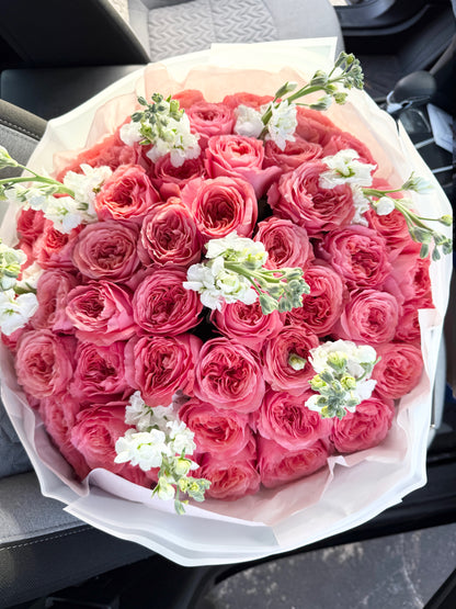 Garden Rose Flower Bouquet "Pink Expression" With White Stock