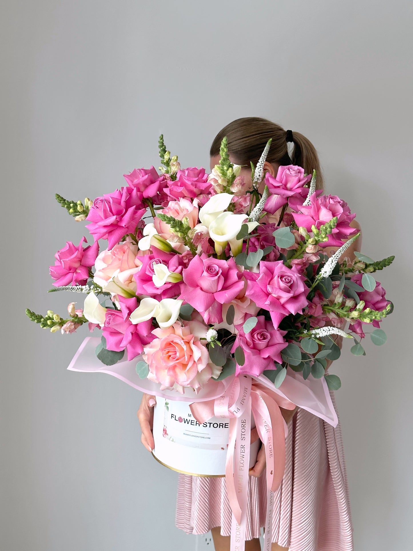 Pink Rose Mix, Callas & Dragon Flower Bouquet In A Box - Miami Flower Store Delivery Fort Lauderdale